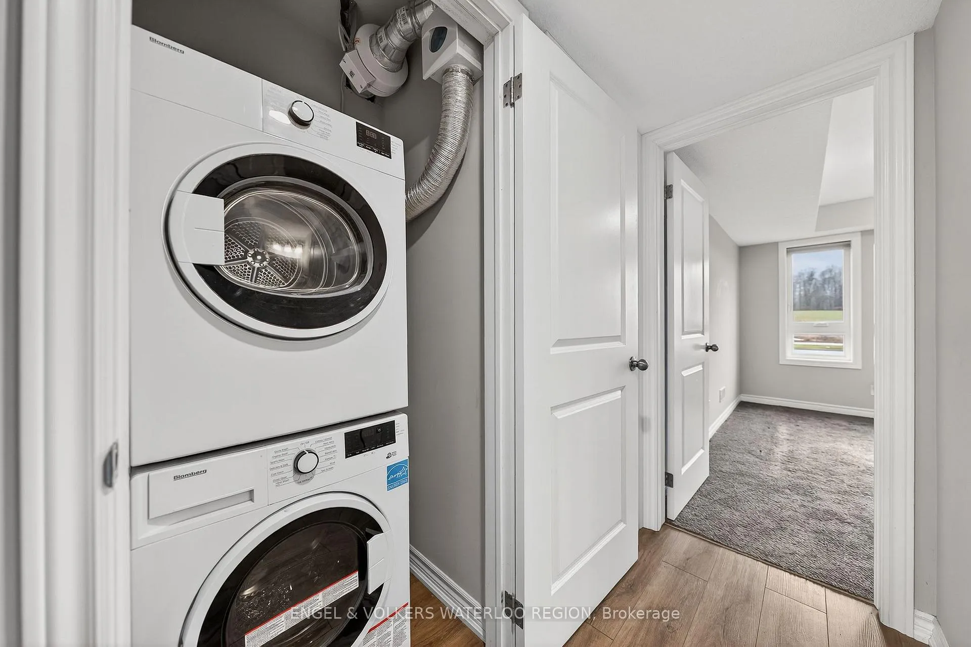 Photo 18 of Unit 5, 235 Chapel Hill Drive, Kitchener — HOMEH