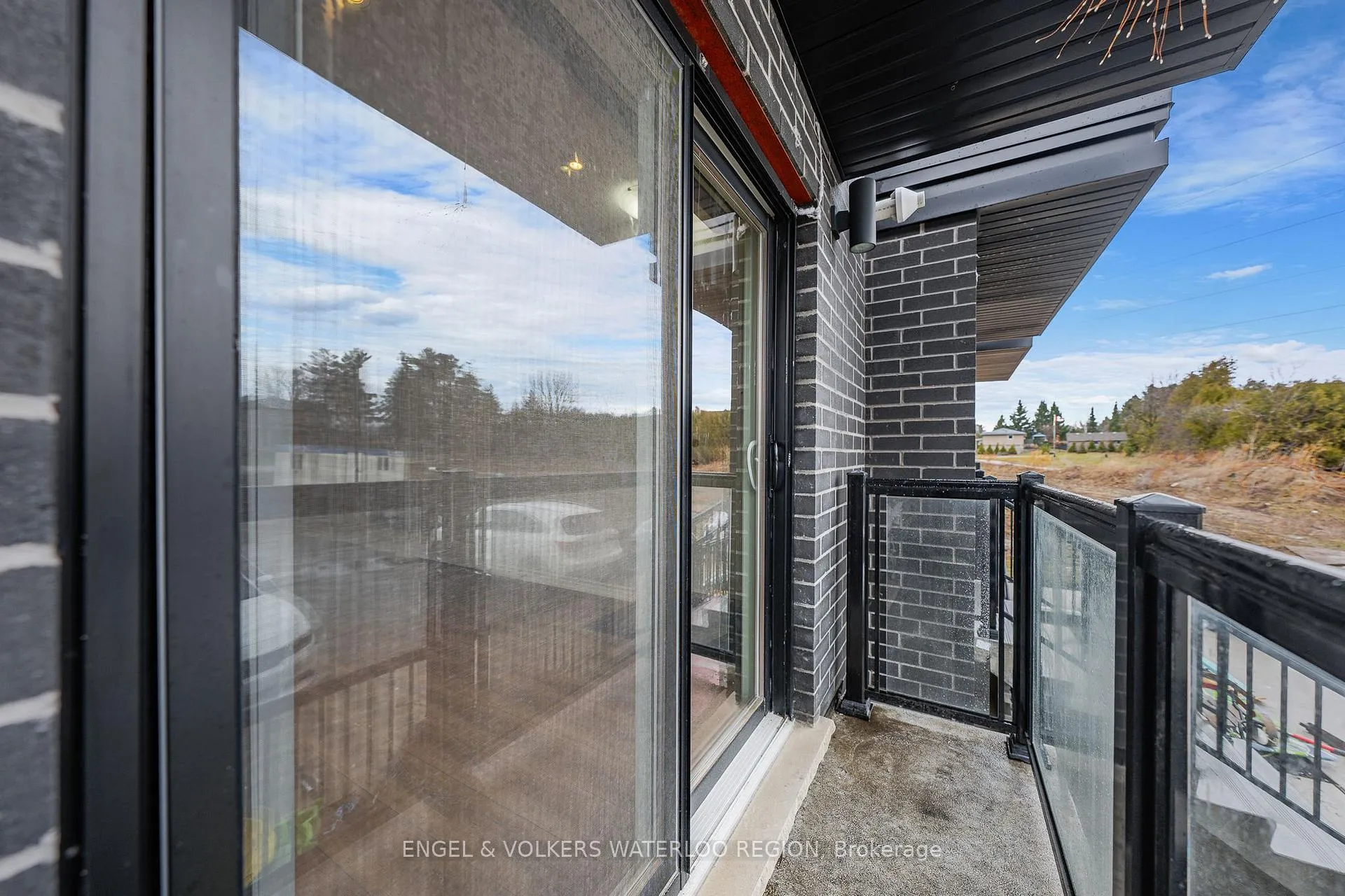 Photo 21 of Unit 5, 235 Chapel Hill Drive, Kitchener — HOMEH