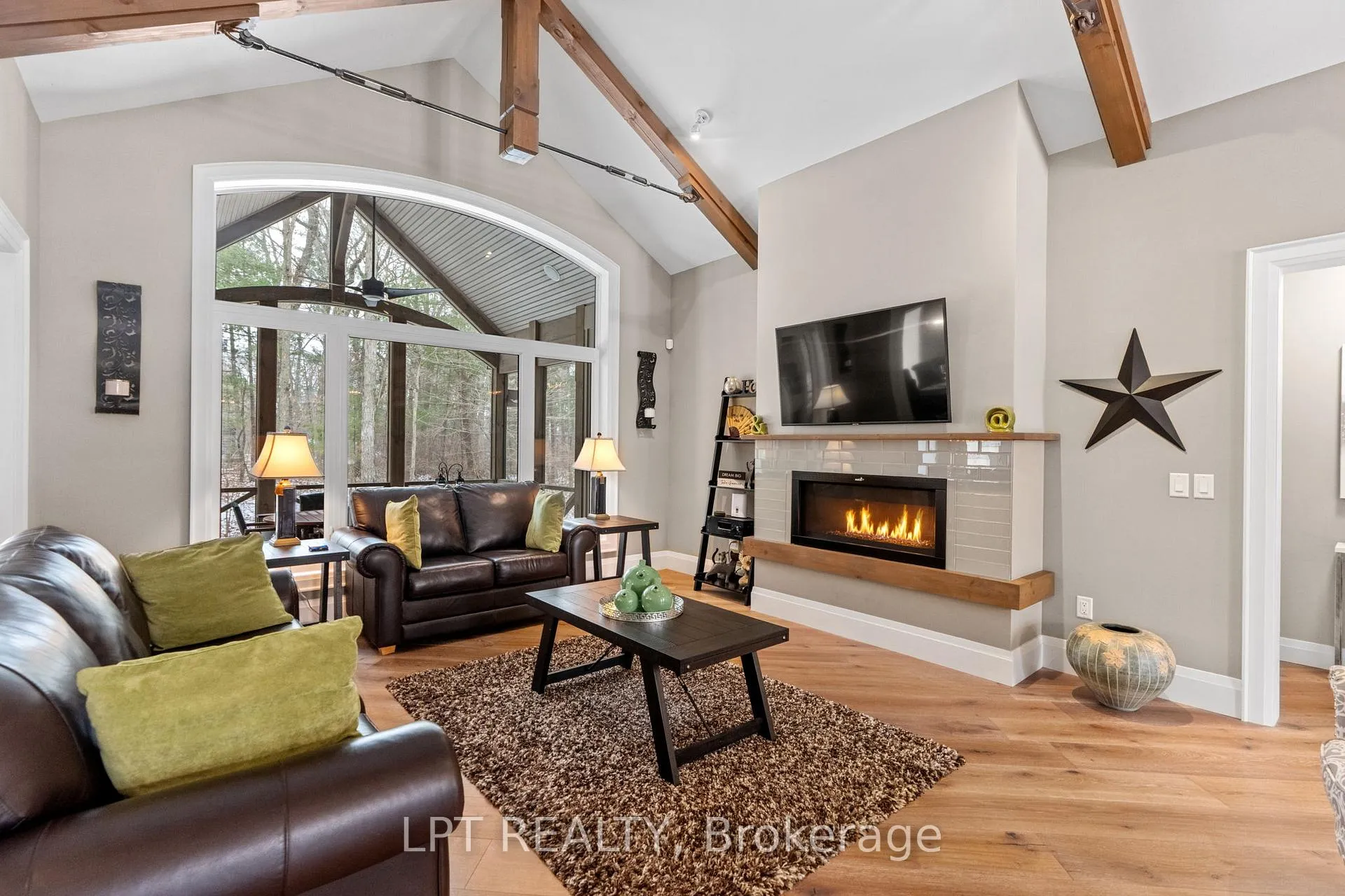 Photo 11 of 8695 Timberwood Trail, Lambton Shores, Grand Bend — HOMEH