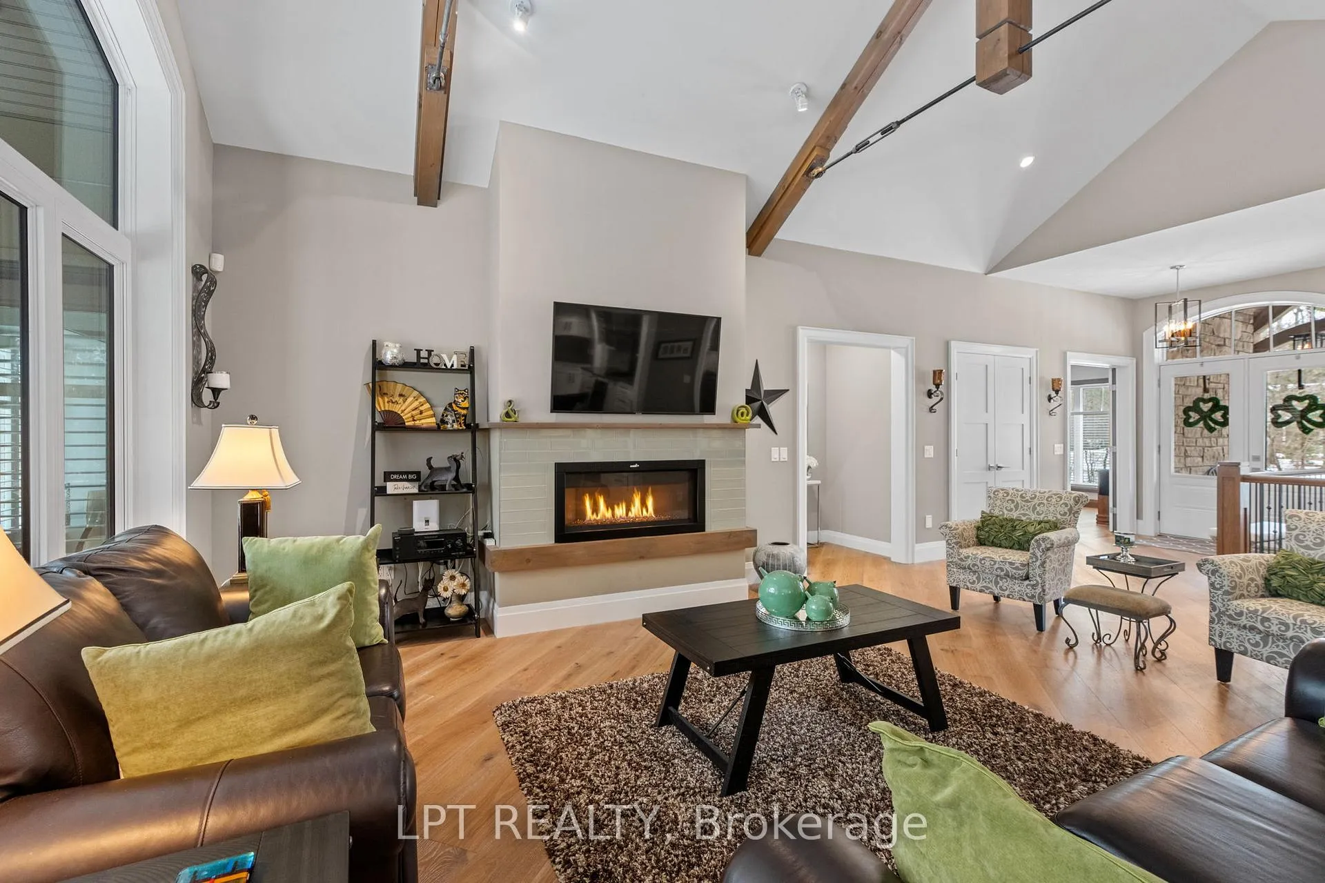 Photo 12 of 8695 Timberwood Trail, Lambton Shores, Grand Bend — HOMEH