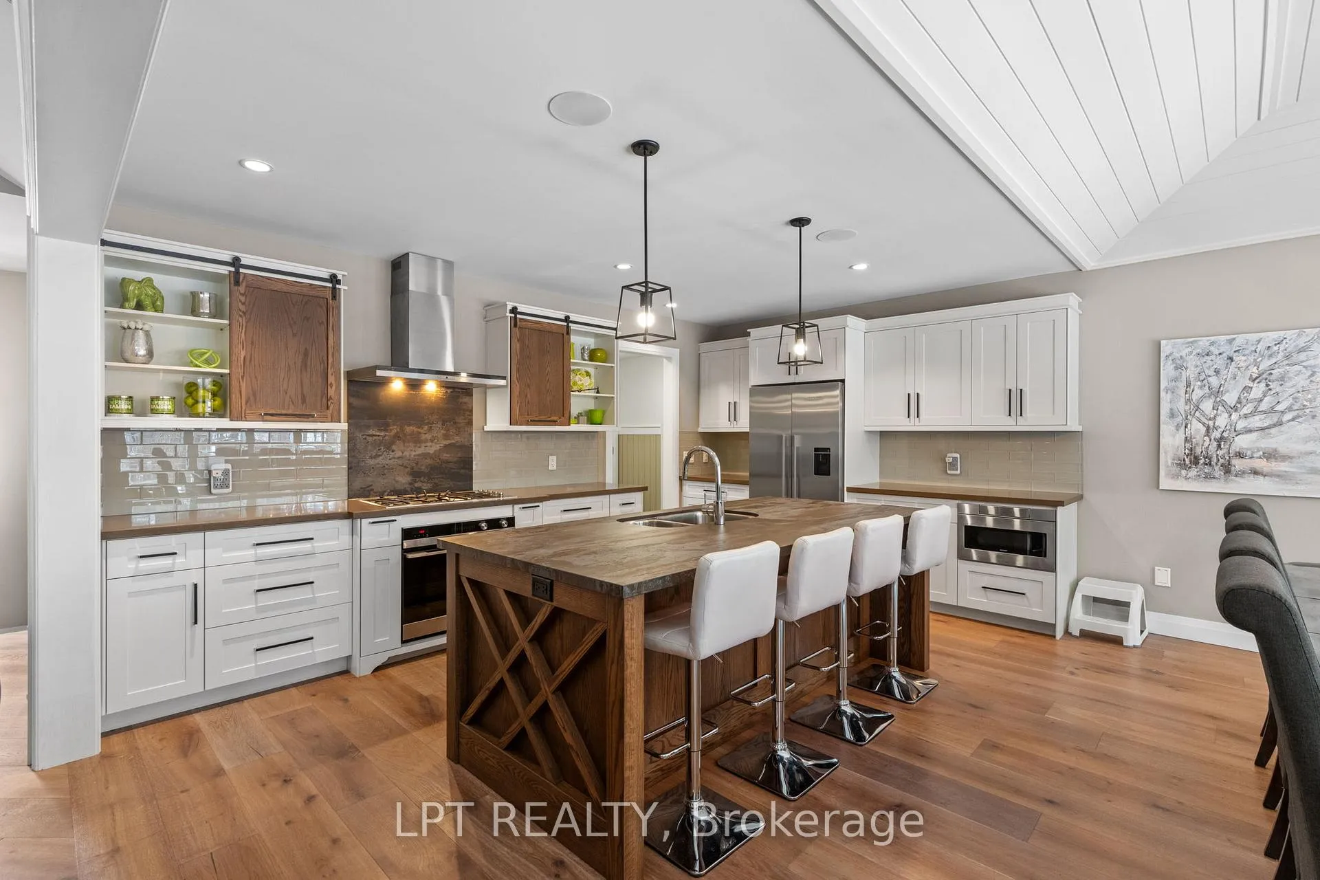 Photo 15 of 8695 Timberwood Trail, Lambton Shores, Grand Bend — HOMEH