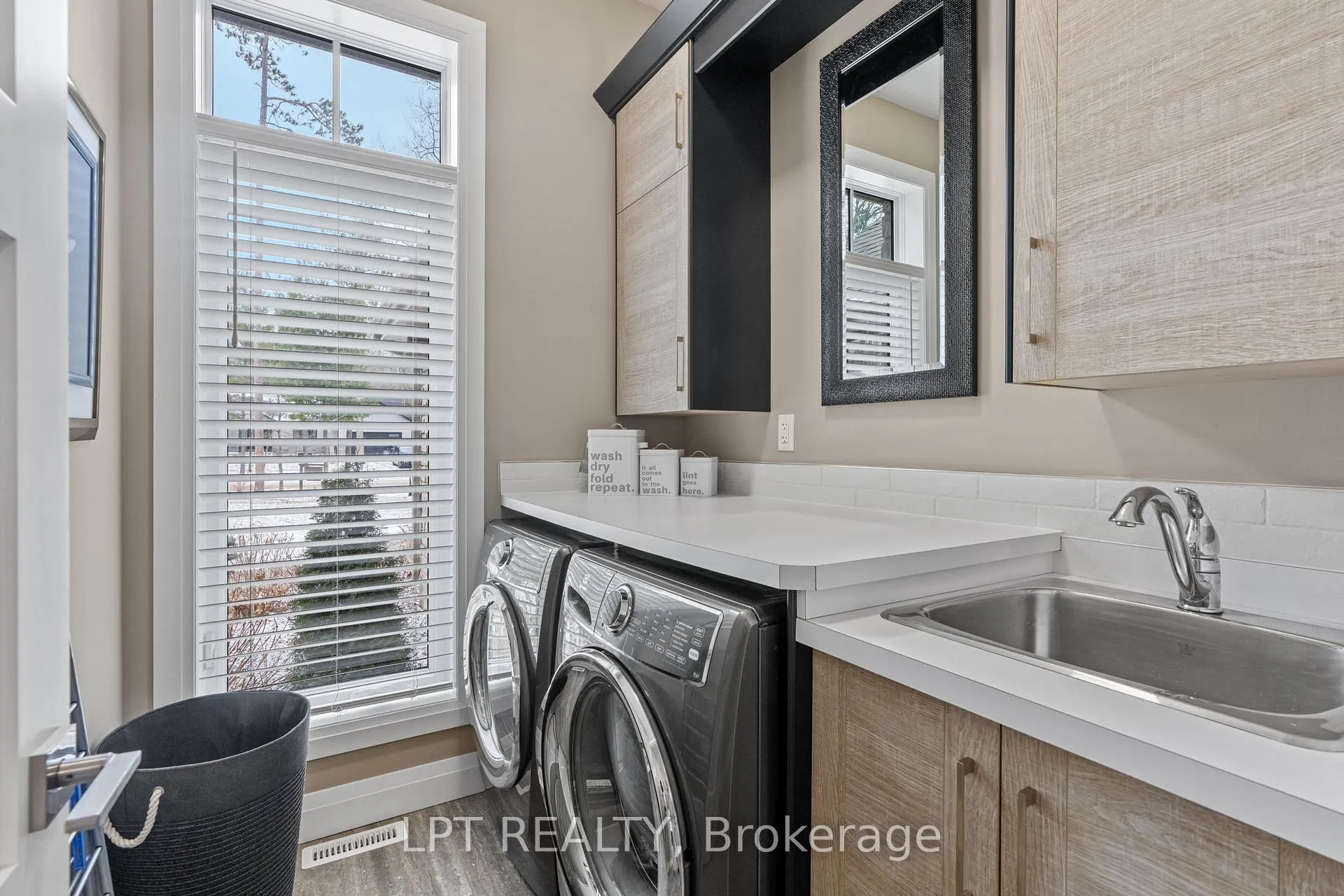 Photo 20 of 8695 Timberwood Trail, Lambton Shores, Grand Bend — HOMEH