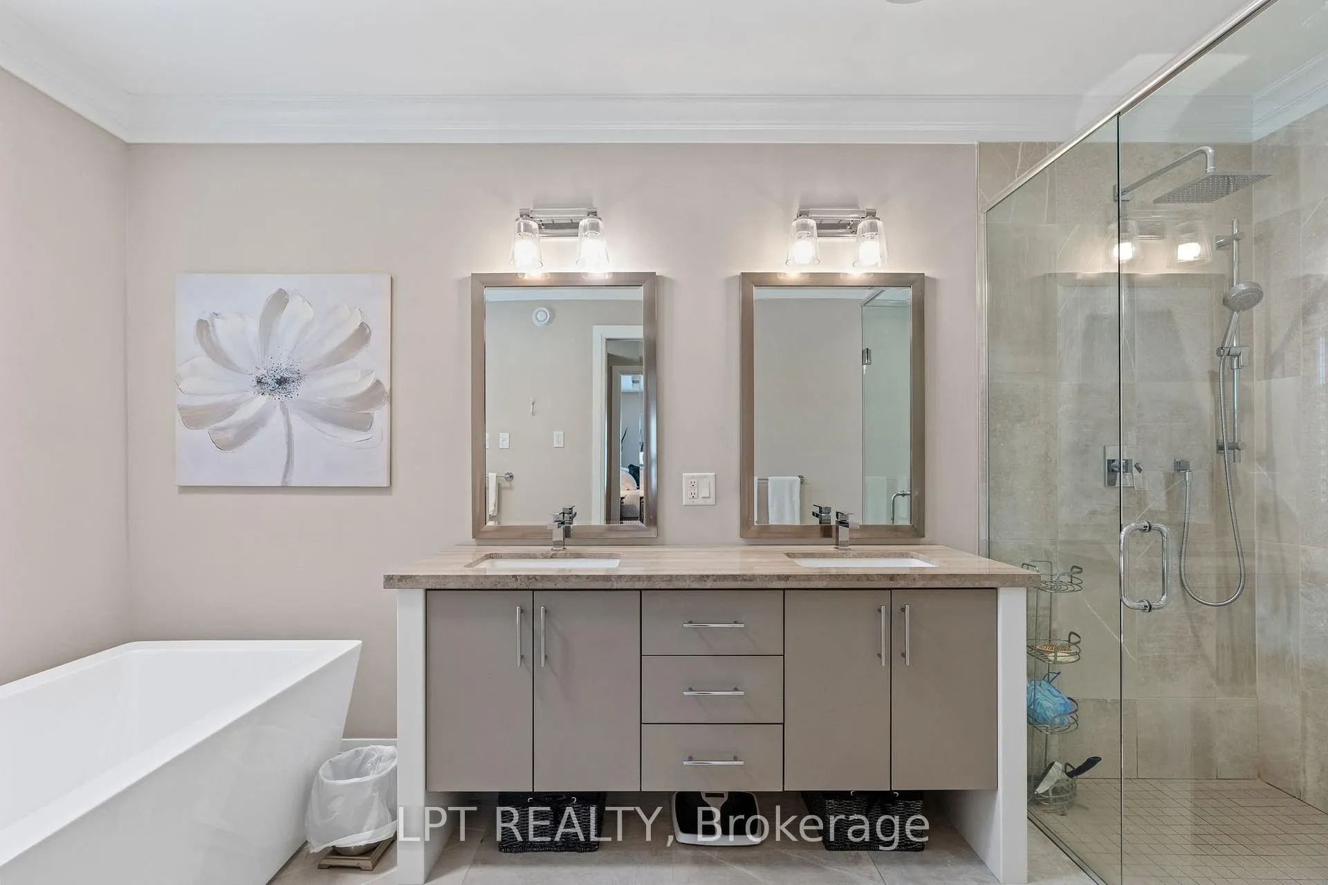 Photo 29 of 8695 Timberwood Trail, Lambton Shores, Grand Bend — HOMEH