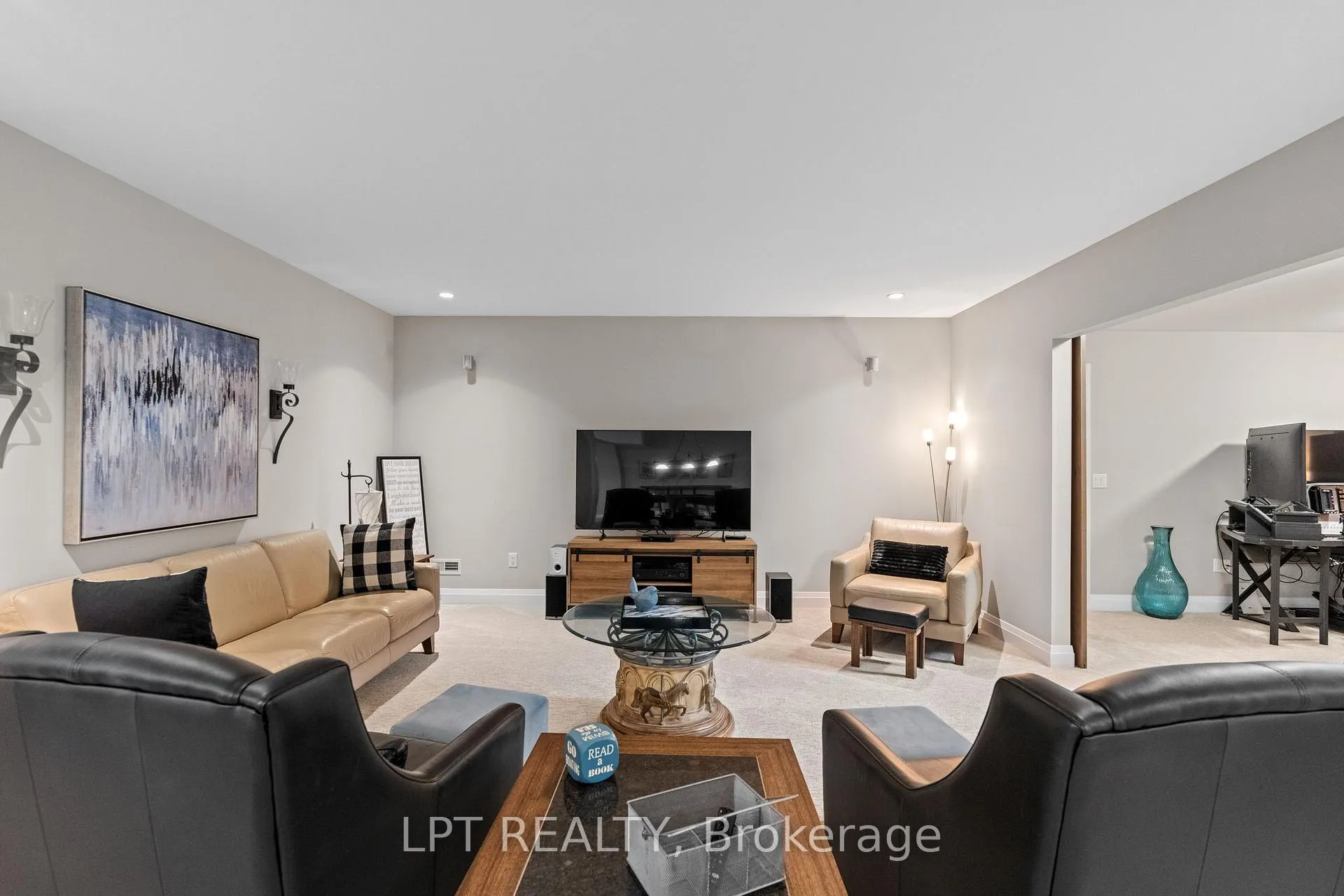 Photo 37 of 8695 Timberwood Trail, Lambton Shores, Grand Bend — HOMEH