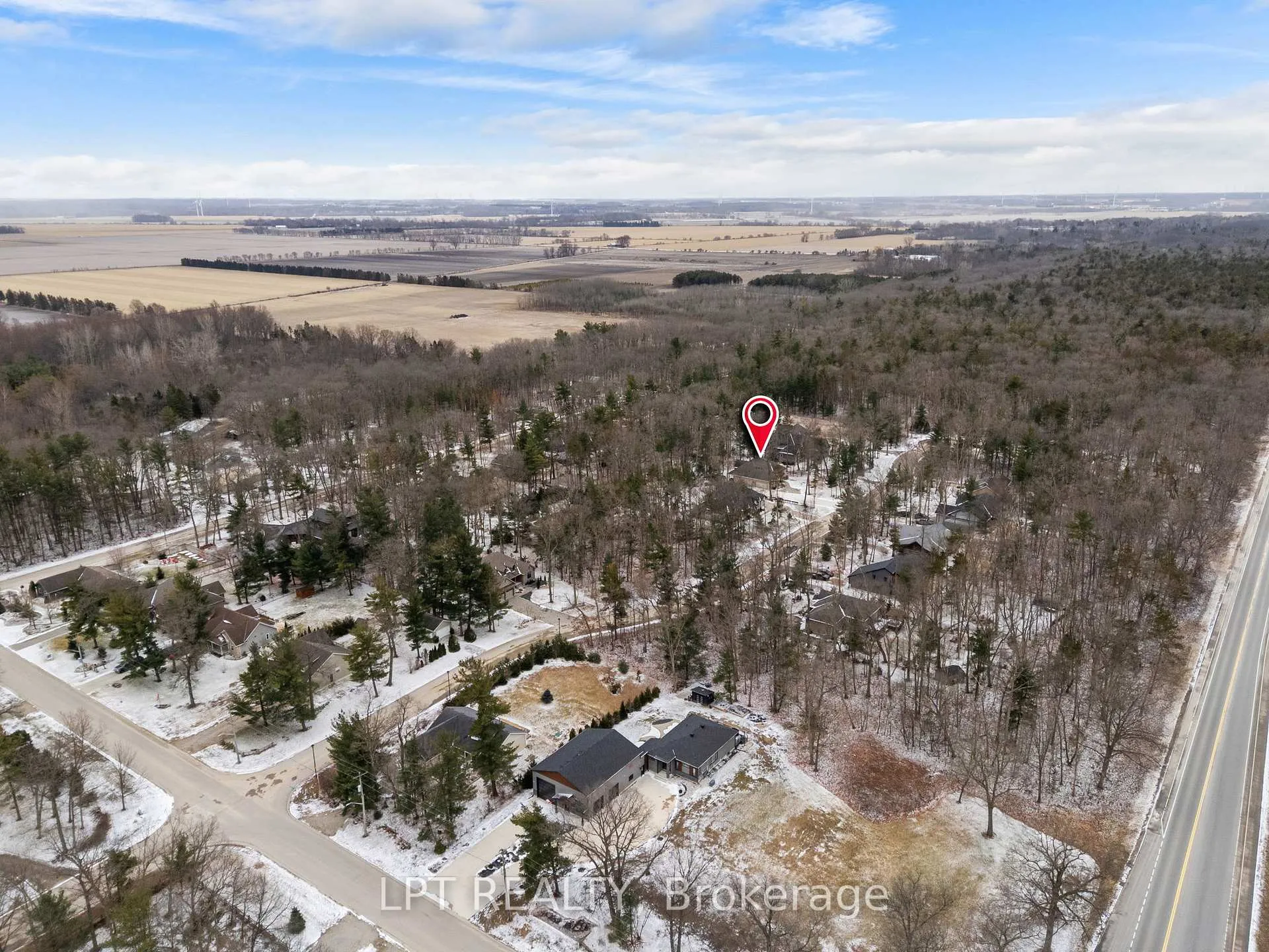 Photo 47 of 8695 Timberwood Trail, Lambton Shores, Grand Bend — HOMEH