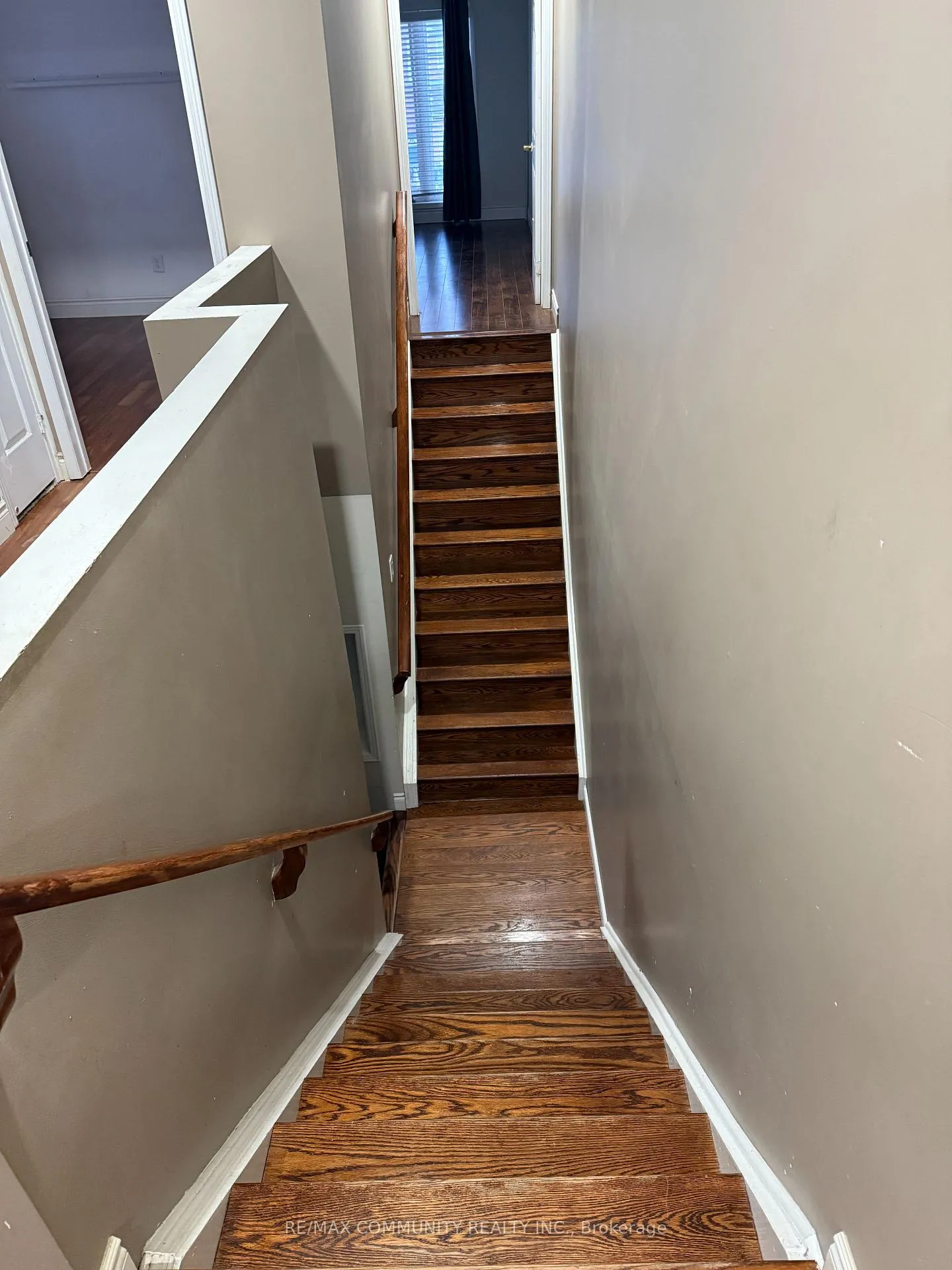 Photo 7 of 12 Caruso Drive, Brampton, Brampton South — HOMEH