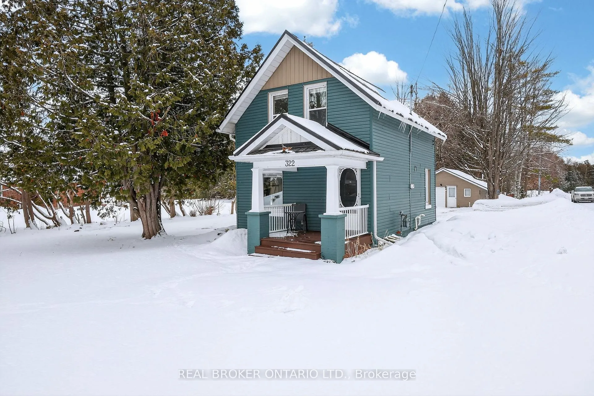 Photo 1 of 322 11 Line S, Oro-Medonte, Hawkestone — HOMEH