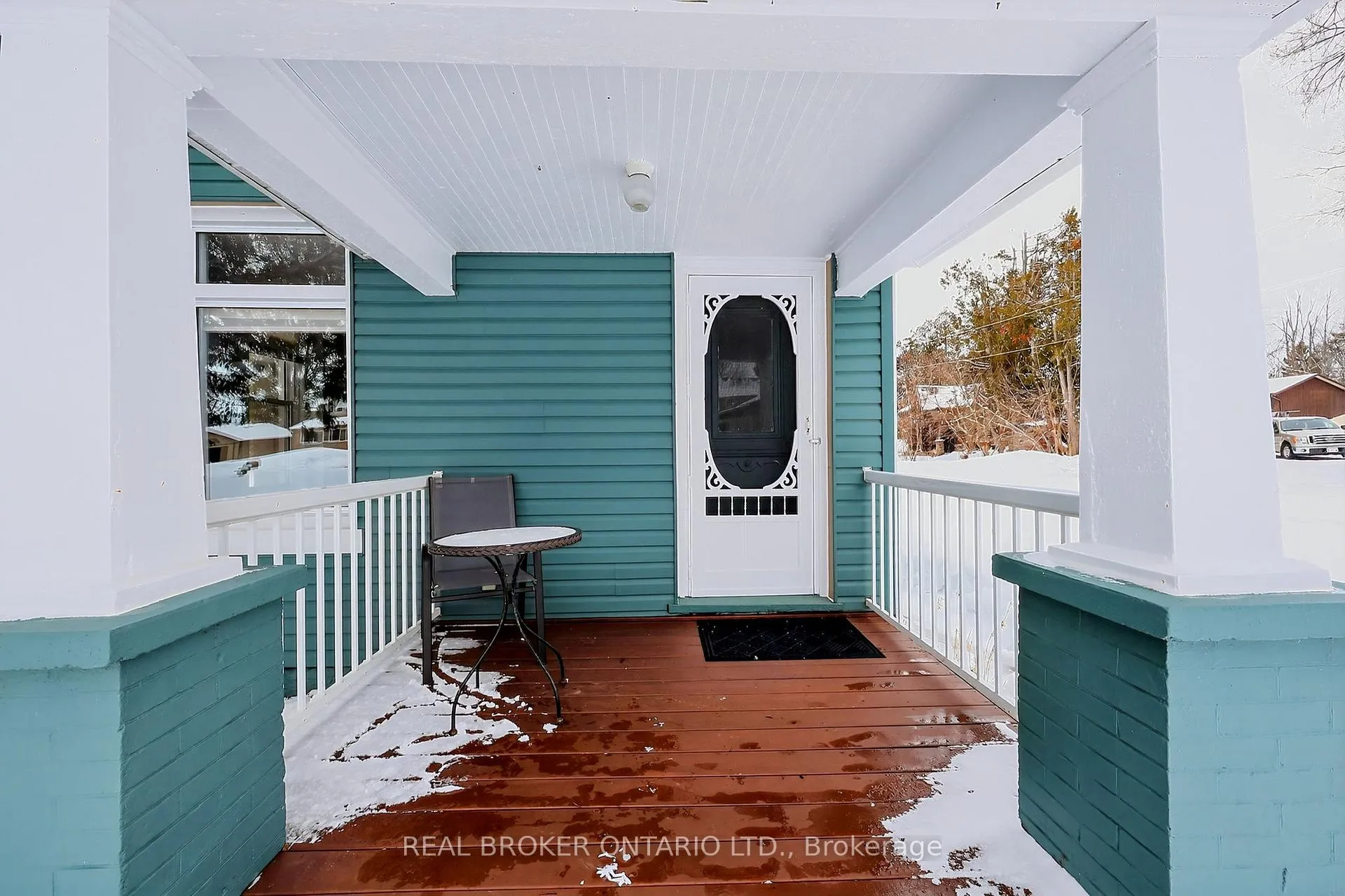 Photo 2 of 322 11 Line S, Oro-Medonte, Hawkestone — HOMEH