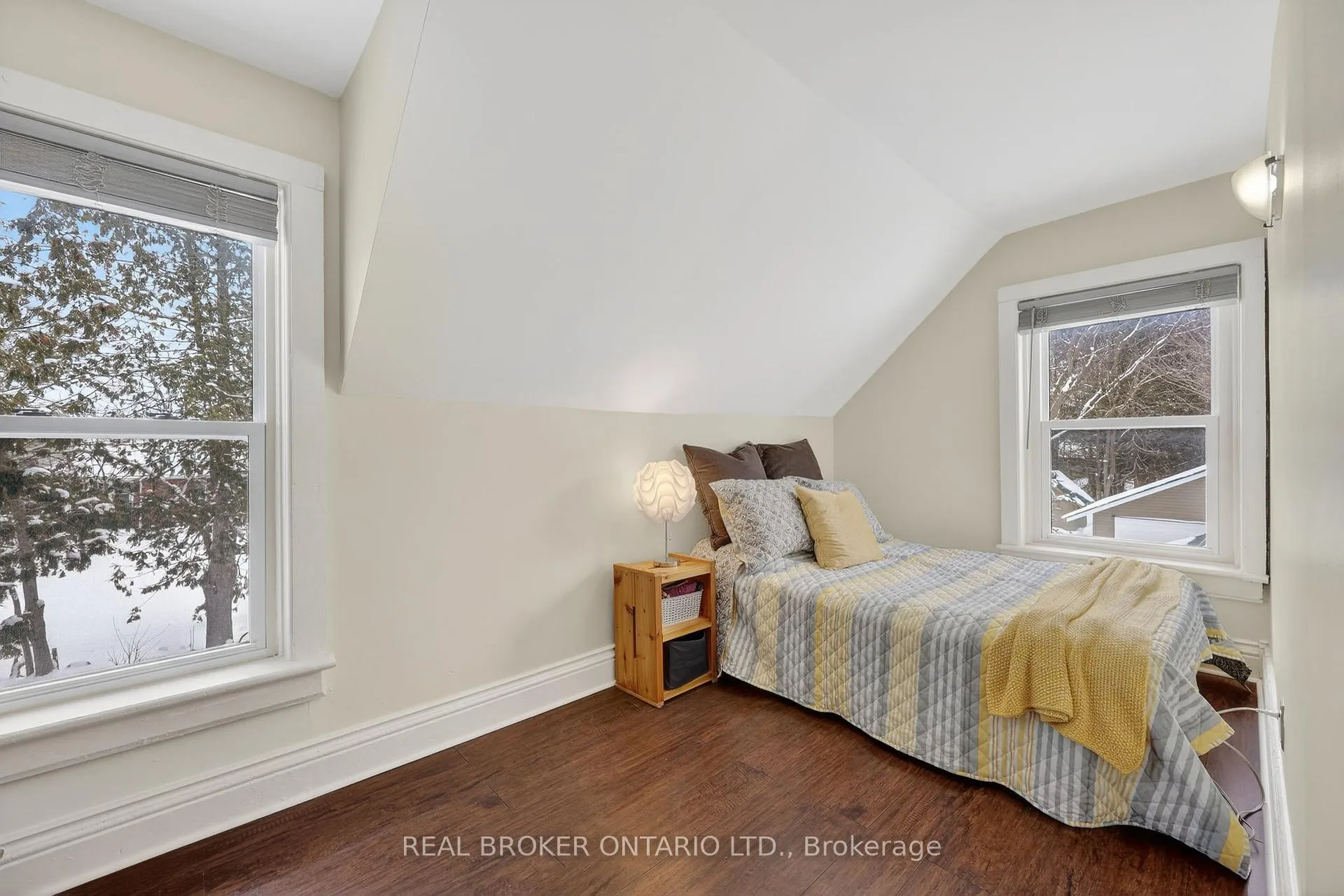 Photo 12 of 322 11 Line S, Oro-Medonte, Hawkestone — HOMEH