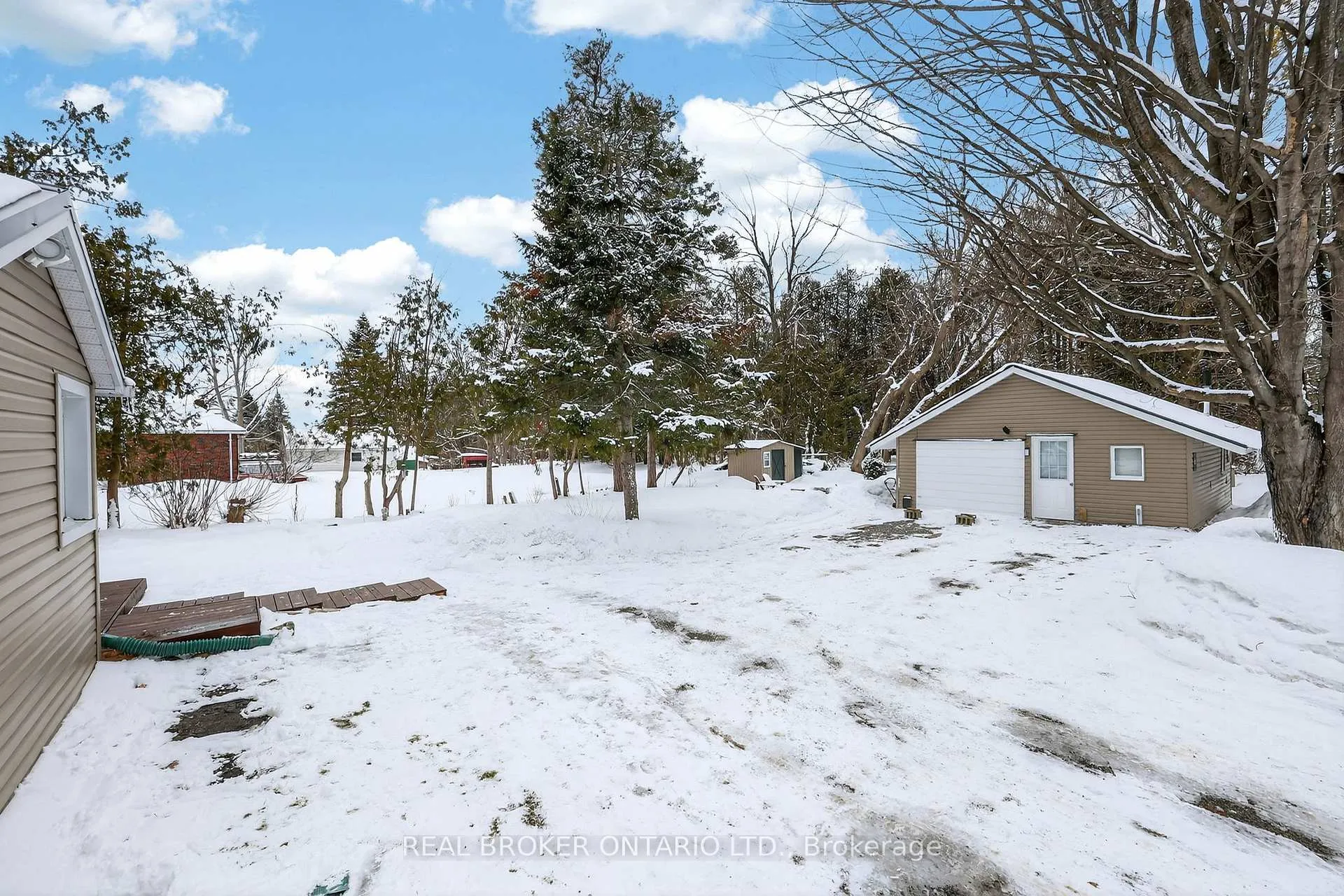 Photo 18 of 322 11 Line S, Oro-Medonte, Hawkestone — HOMEH