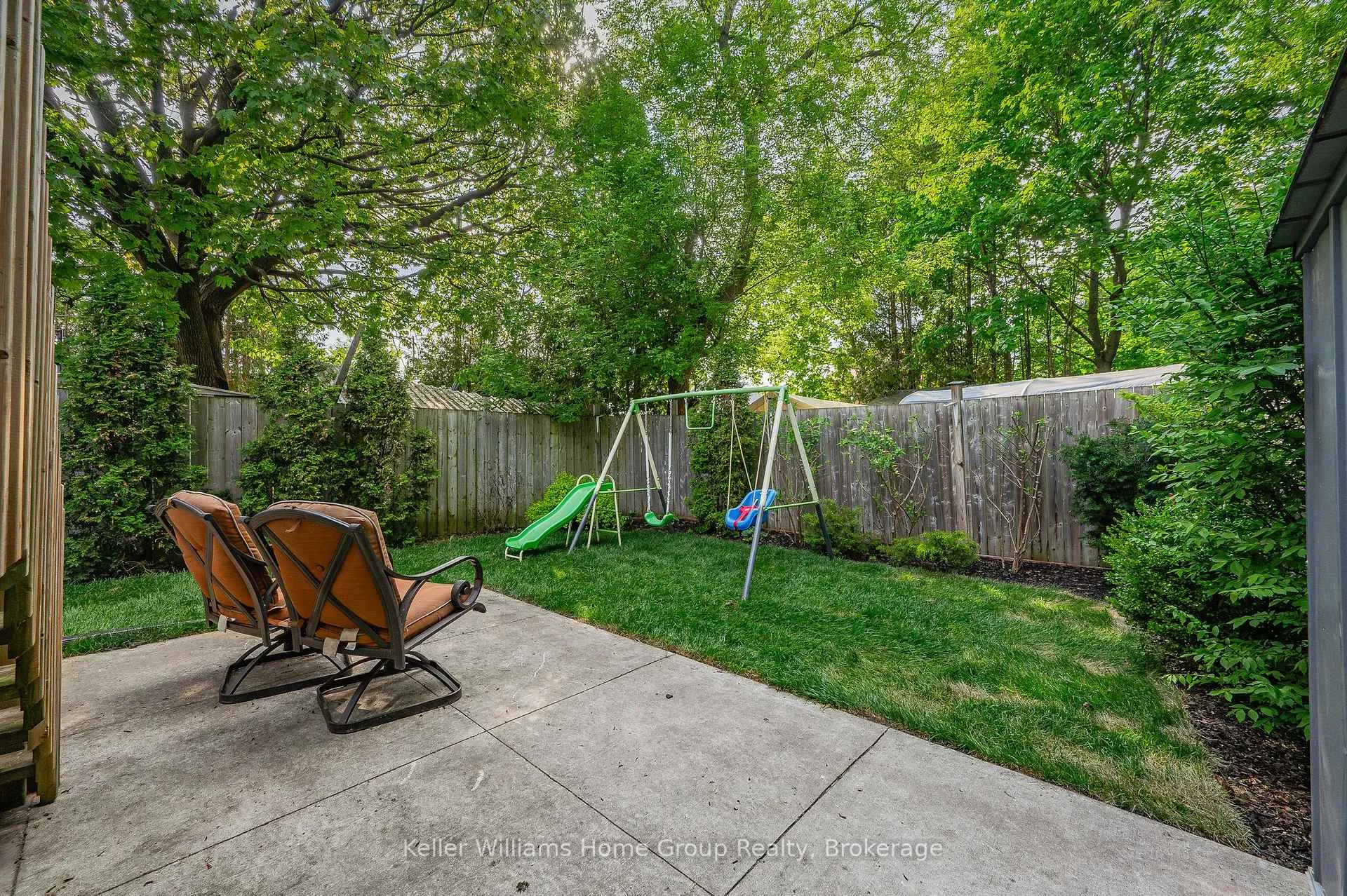 Photo 26 of 162 Alice Street, Guelph, St. Patrick's Ward — HOMEH