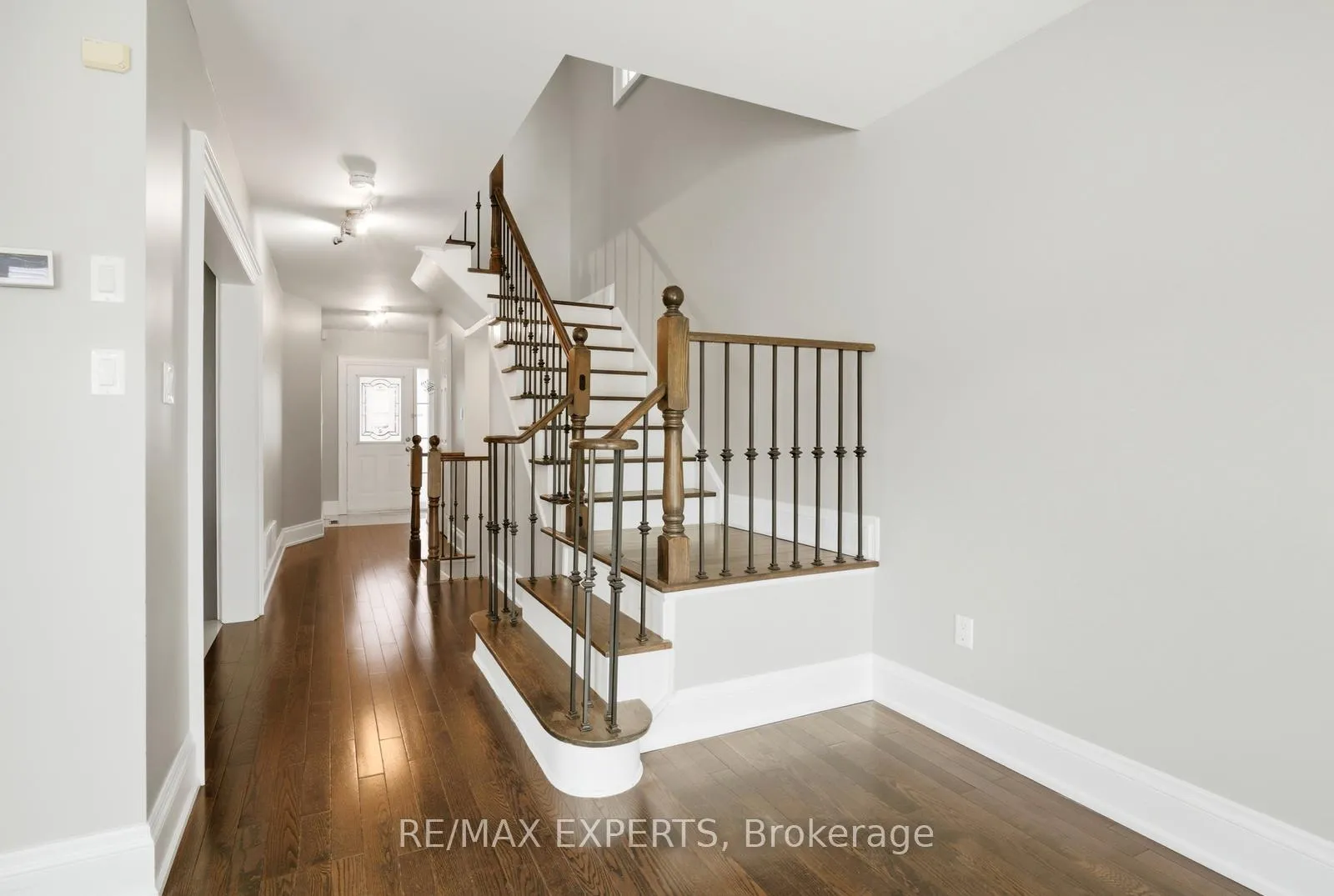 Photo 18 of 23 Stone Palace Way, Vaughan, Sonoma Heights — HOMEH