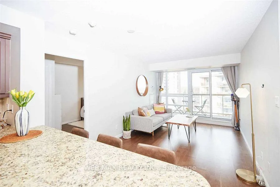 Photo 3 of Unit 1305, 900 Mount Pleasant Road, Toronto, Mount Pleasant West — HOMEH