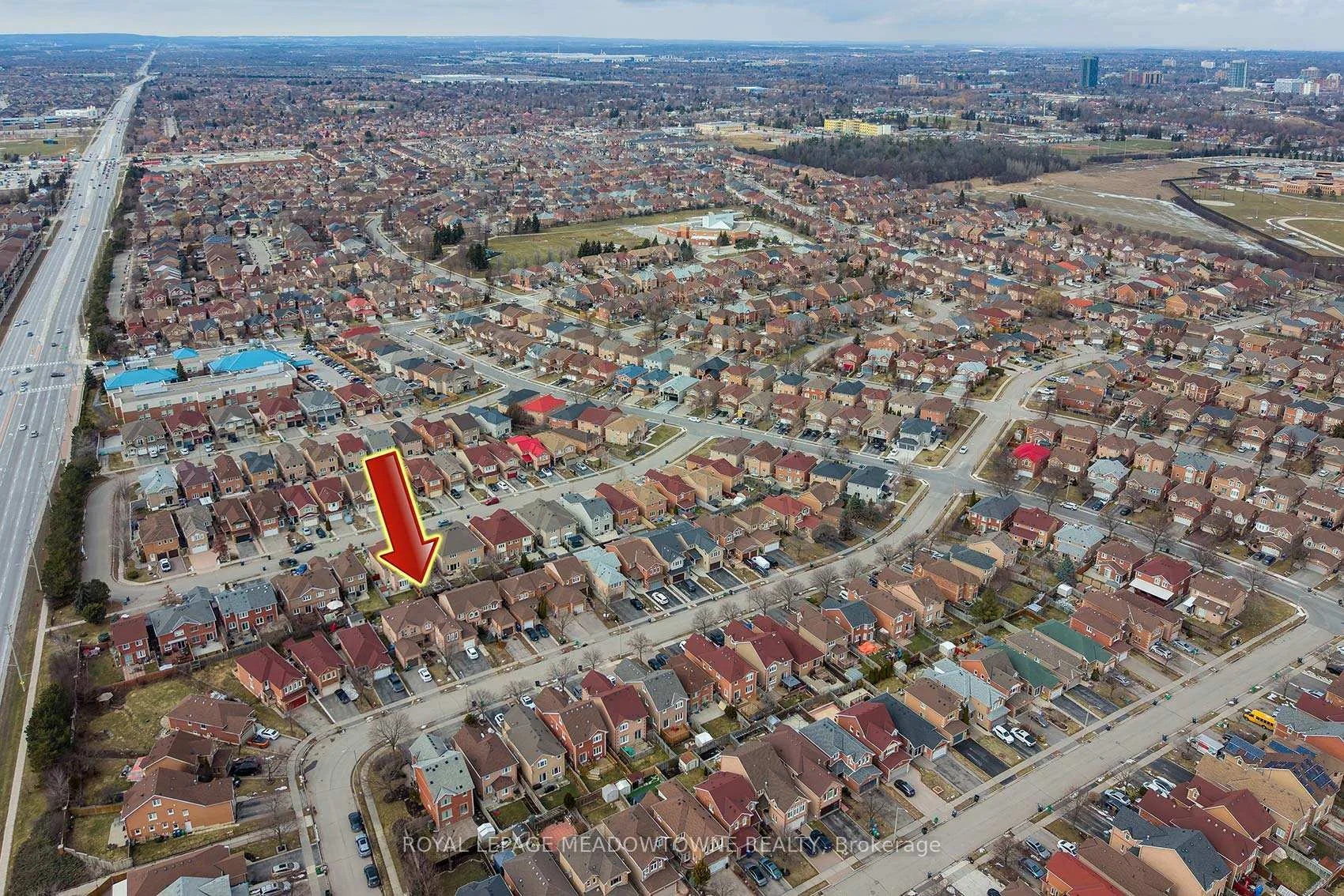 Photo 6 of 82 Mosley Crescent, Brampton, Fletcher's West — HOMEH