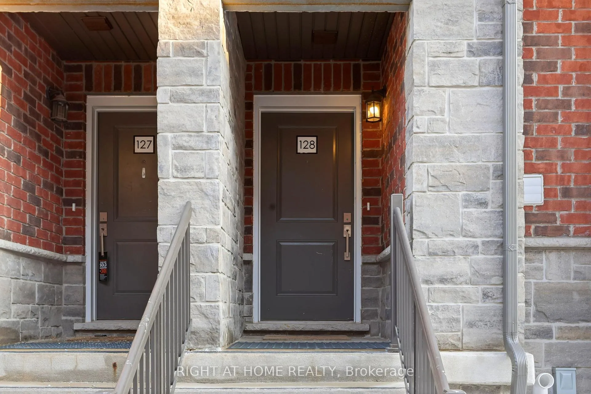 Photo 2 of Unit 128, 445 Ontario Street S, Milton, Timberlea — HOMEH