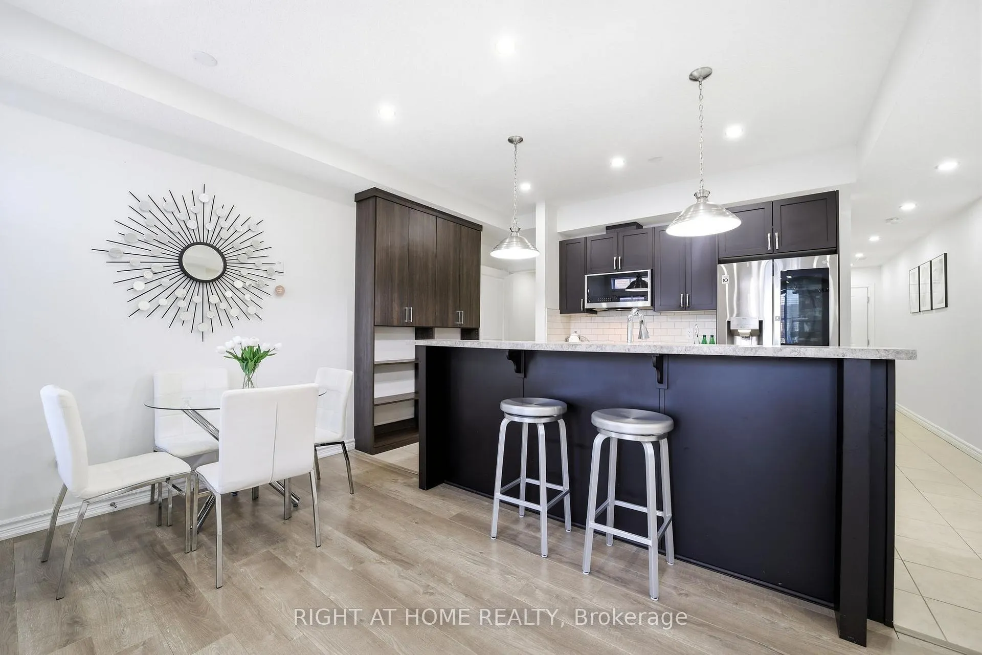Photo 9 of Unit 128, 445 Ontario Street S, Milton, Timberlea — HOMEH