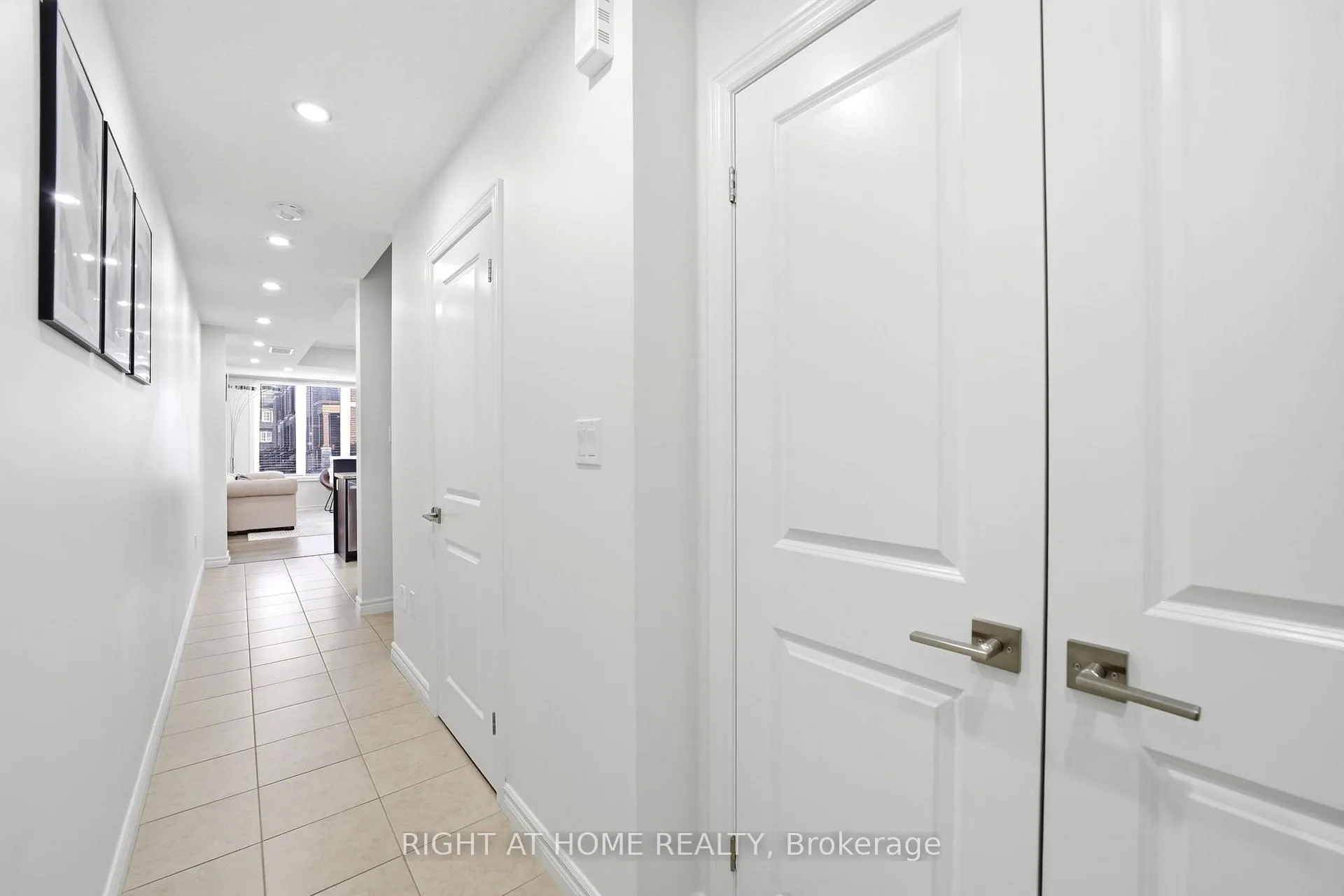 Photo 13 of Unit 128, 445 Ontario Street S, Milton, Timberlea — HOMEH