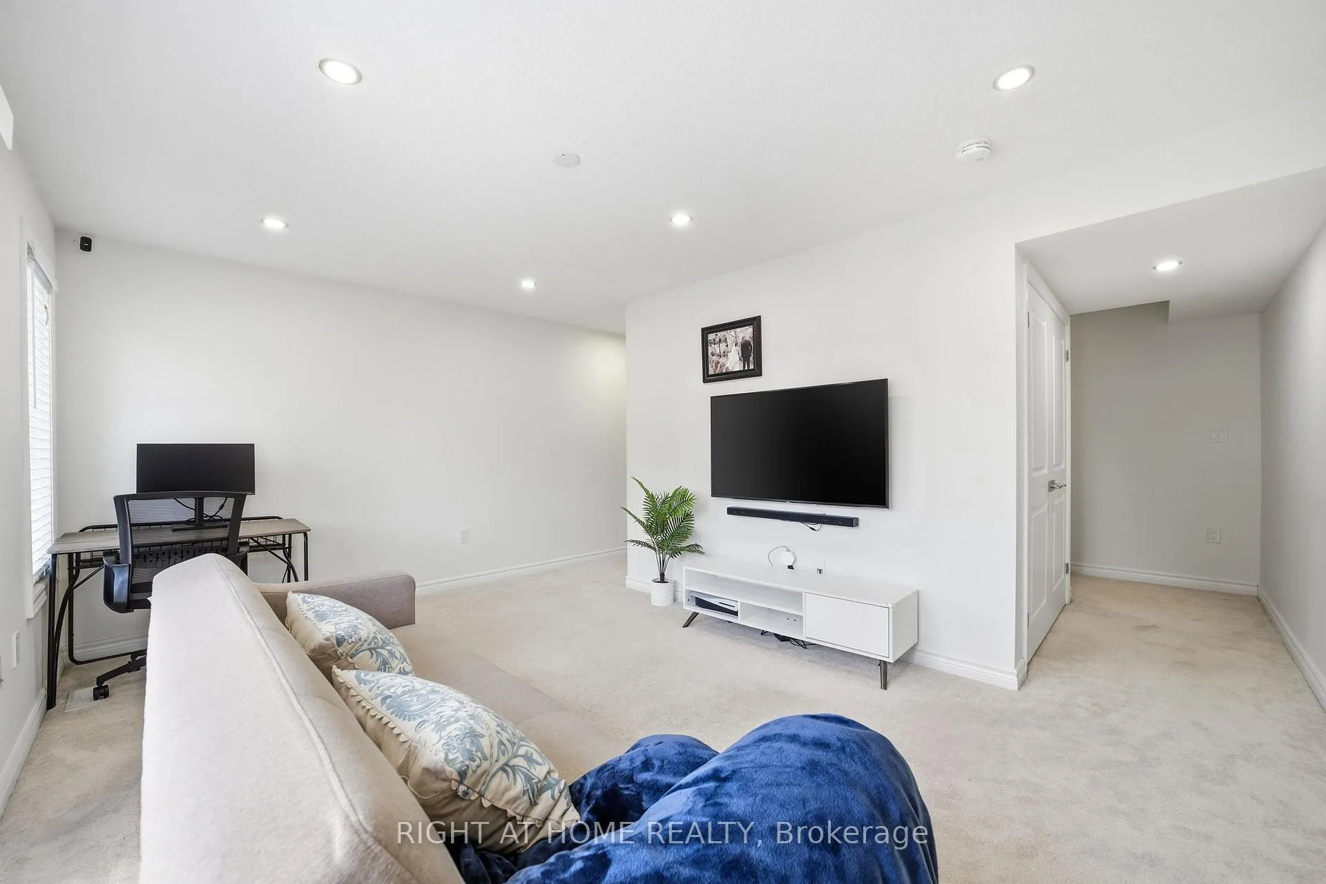 Photo 17 of Unit 128, 445 Ontario Street S, Milton, Timberlea — HOMEH