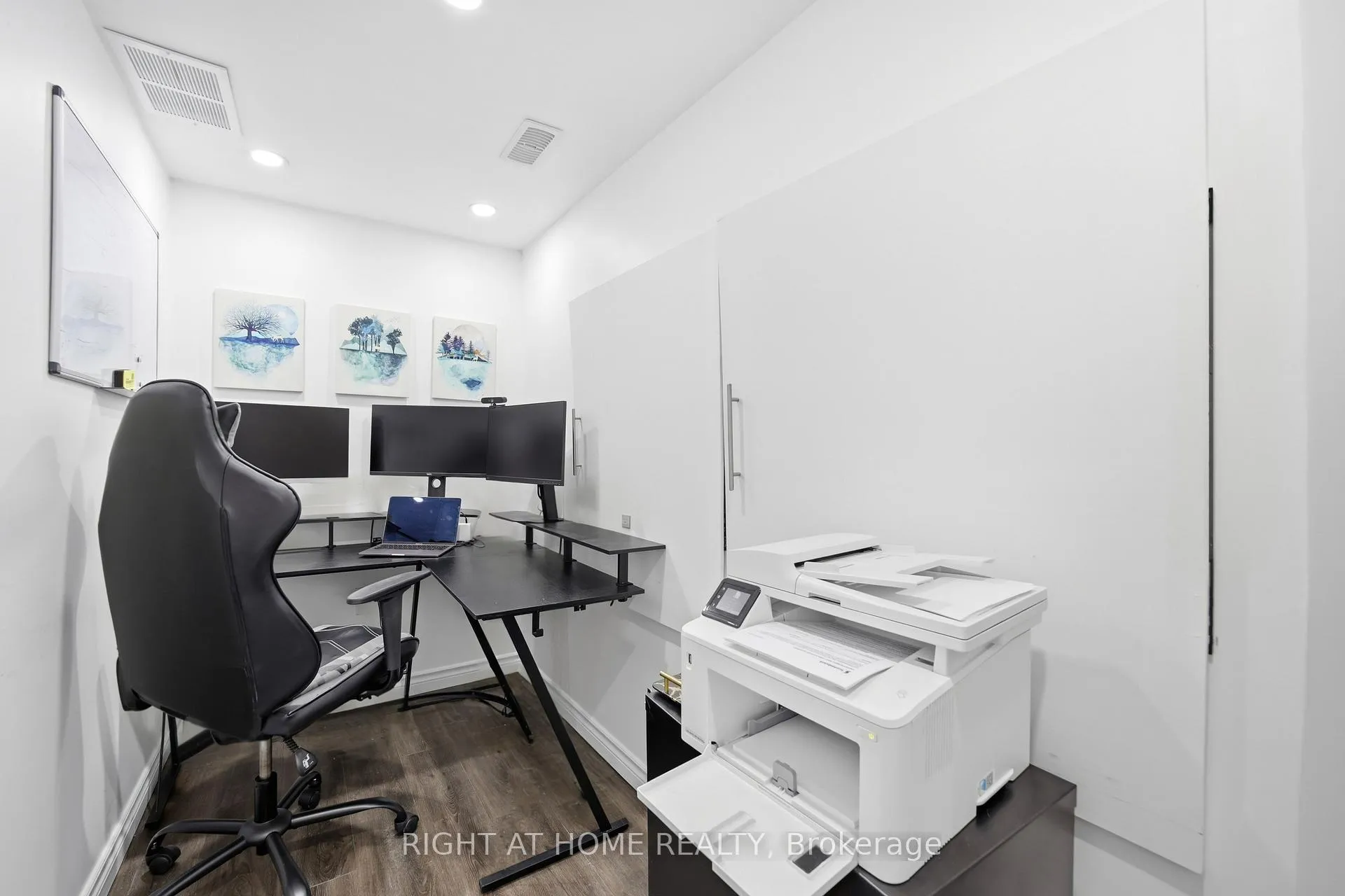 Photo 37 of Unit 128, 445 Ontario Street S, Milton, Timberlea — HOMEH