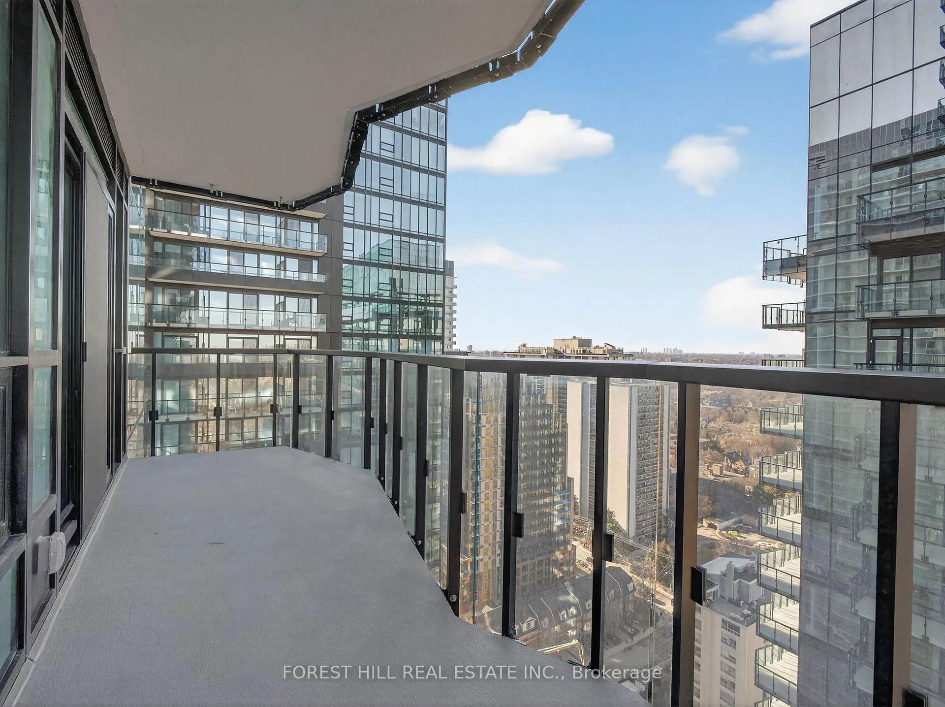 Photo 13 of Unit 2405, 110 Broadway Avenue, Toronto, Mount Pleasant West — HOMEH