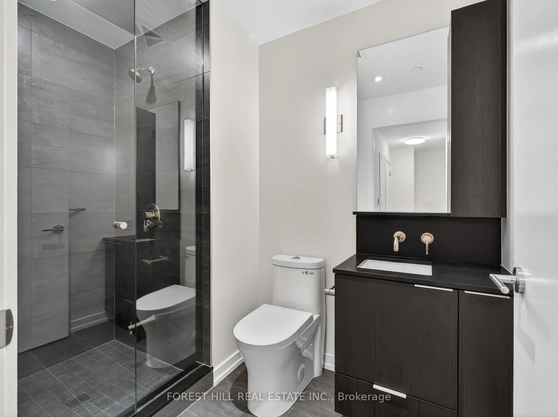 Photo 15 of Unit 2405, 110 Broadway Avenue, Toronto, Mount Pleasant West — HOMEH