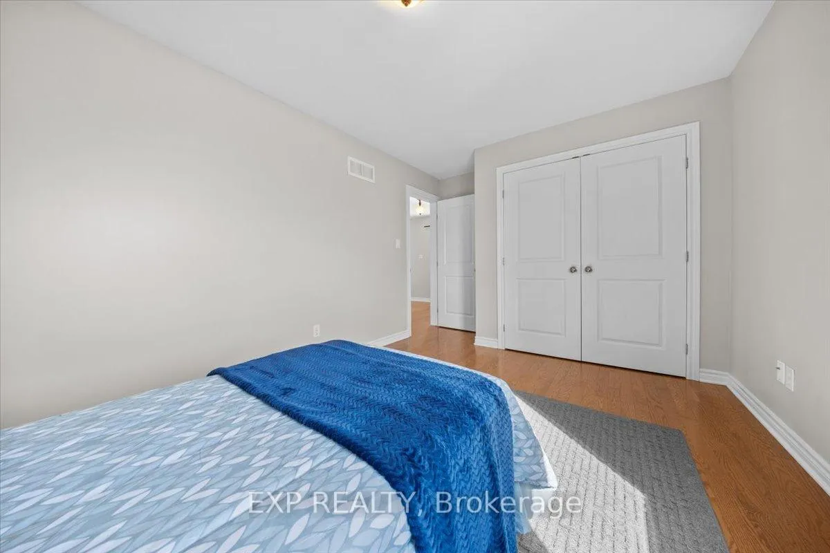 Photo 20 of 374 Greenwood Avenue, Ottawa, Laurentianview — HOMEH