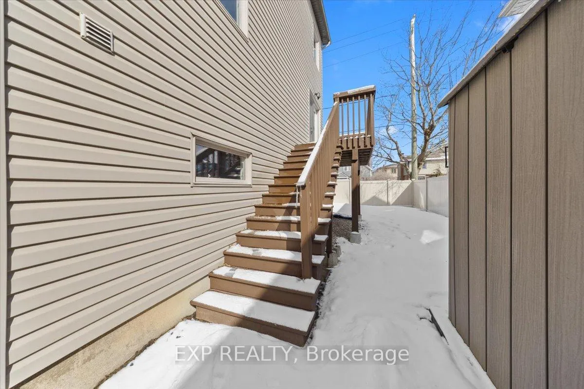 Photo 26 of 374 Greenwood Avenue, Ottawa, Laurentianview — HOMEH