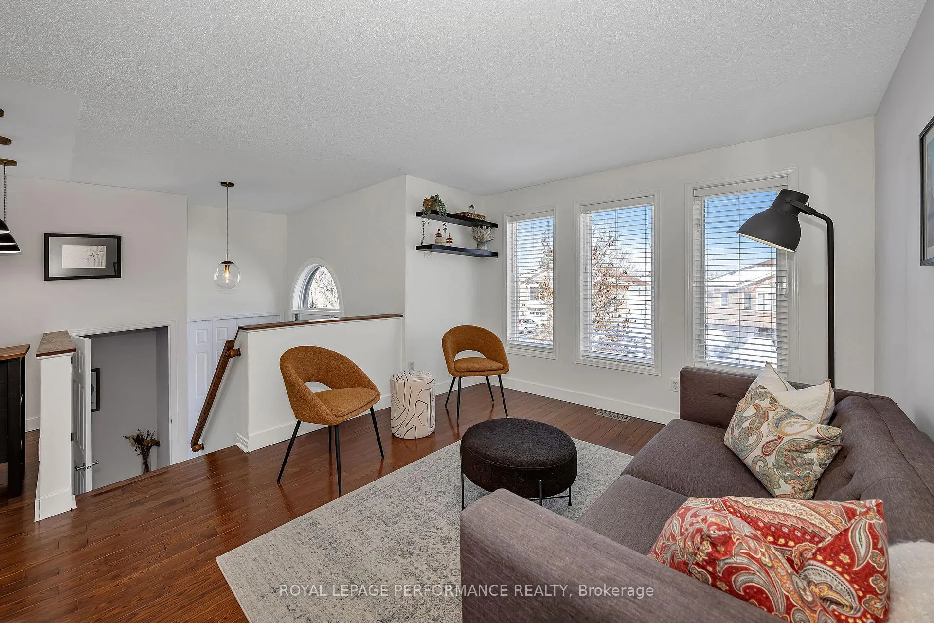 Photo 5 of 16 Montana Way, Ottawa, Barrhaven - Longfields — HOMEH