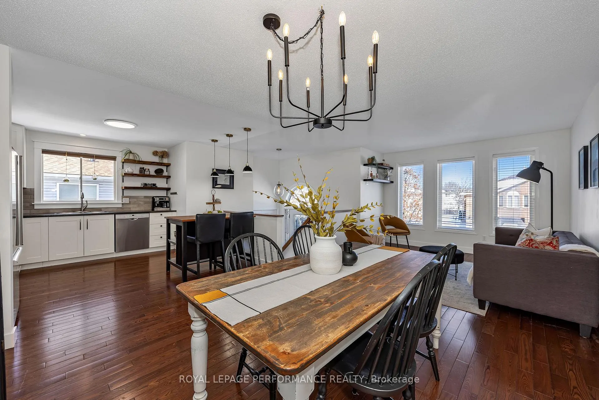 Photo 10 of 16 Montana Way, Ottawa, Barrhaven - Longfields — HOMEH