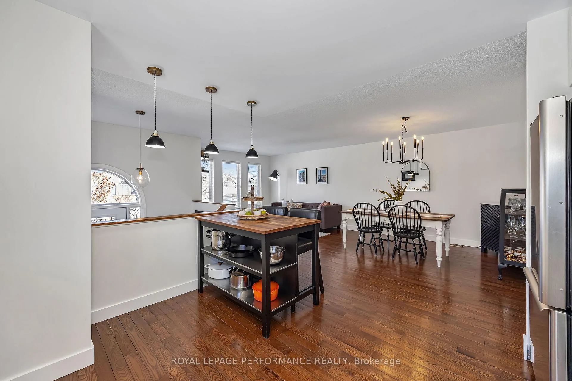 Photo 14 of 16 Montana Way, Ottawa, Barrhaven - Longfields — HOMEH
