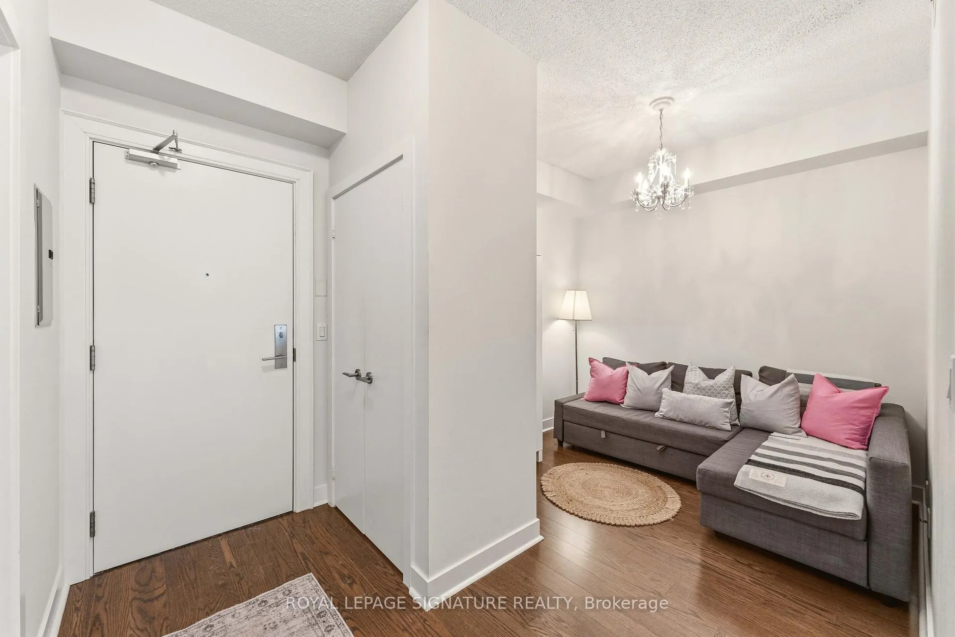 Photo 17 of Unit 712, 438 King Street W, Toronto, Waterfront Communities — HOMEH