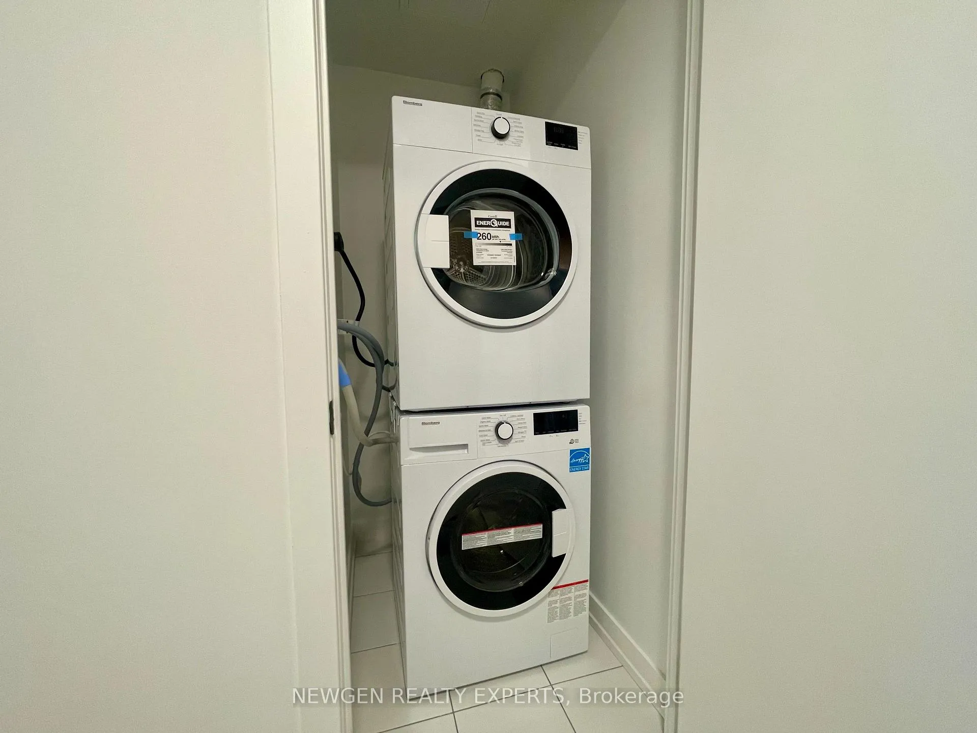 Photo 3 of Unit 1512, 35 Parliament Street, Toronto, Waterfront Communities — HOMEH
