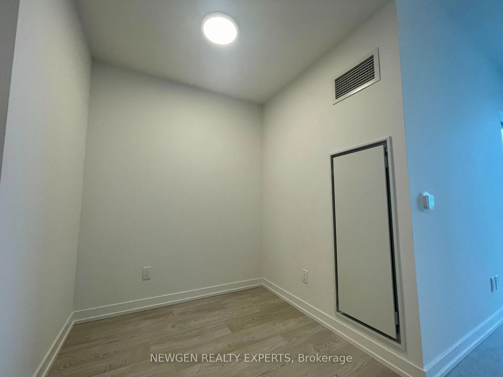 Photo 12 of Unit 1512, 35 Parliament Street, Toronto, Waterfront Communities — HOMEH