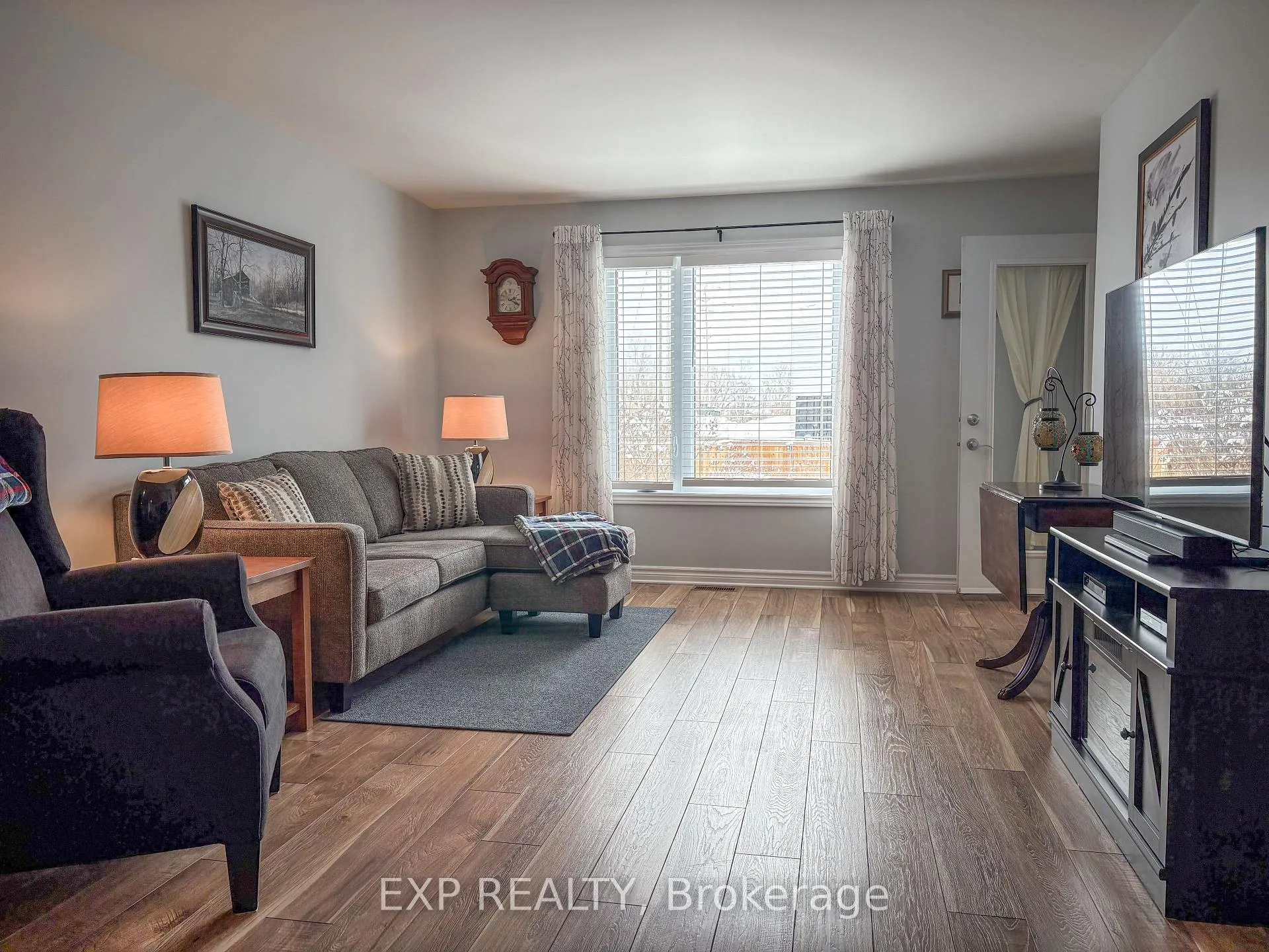Photo 9 of 182 Elk Street, Renfrew — HOMEH