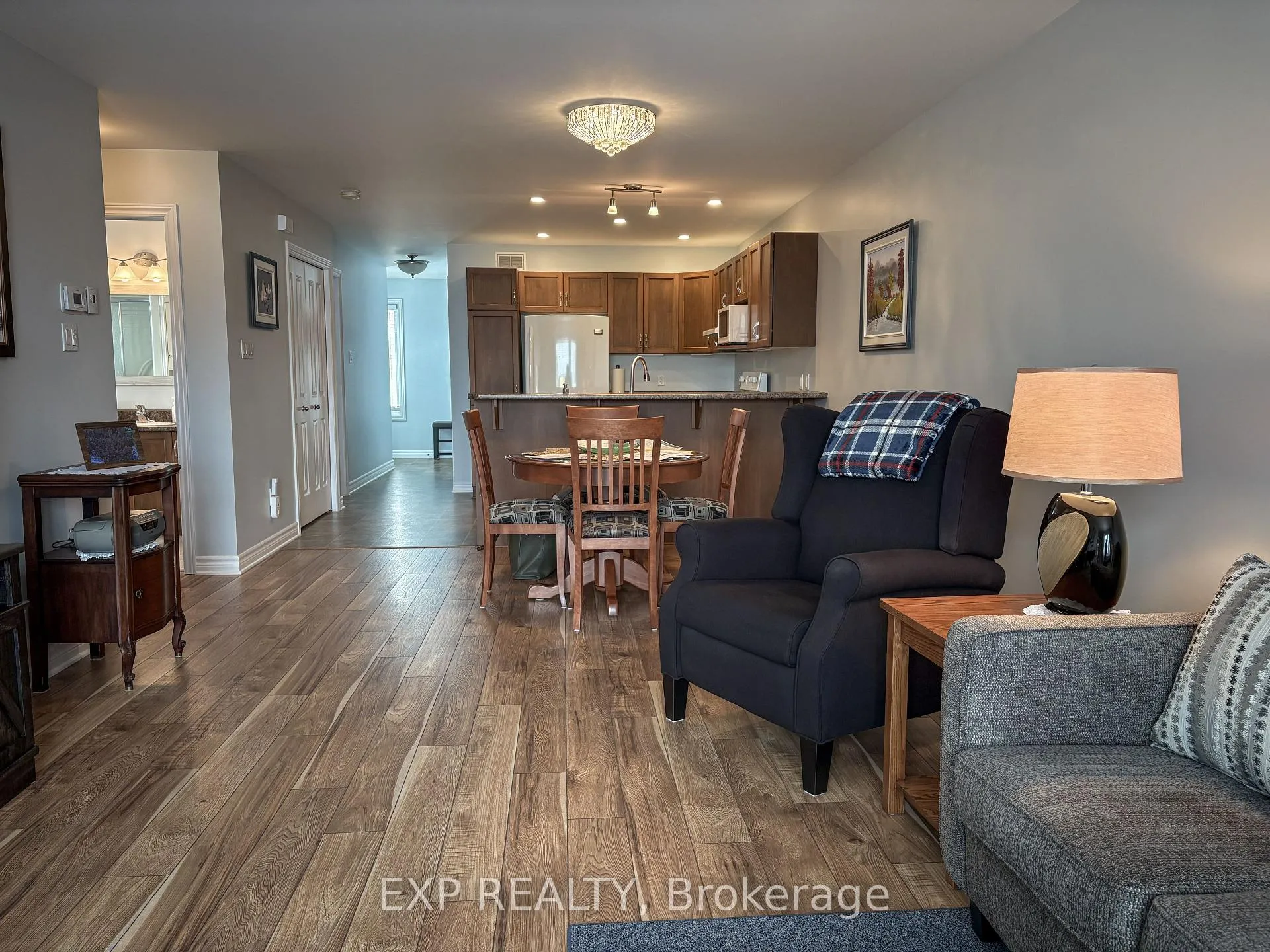 Photo 10 of 182 Elk Street, Renfrew — HOMEH