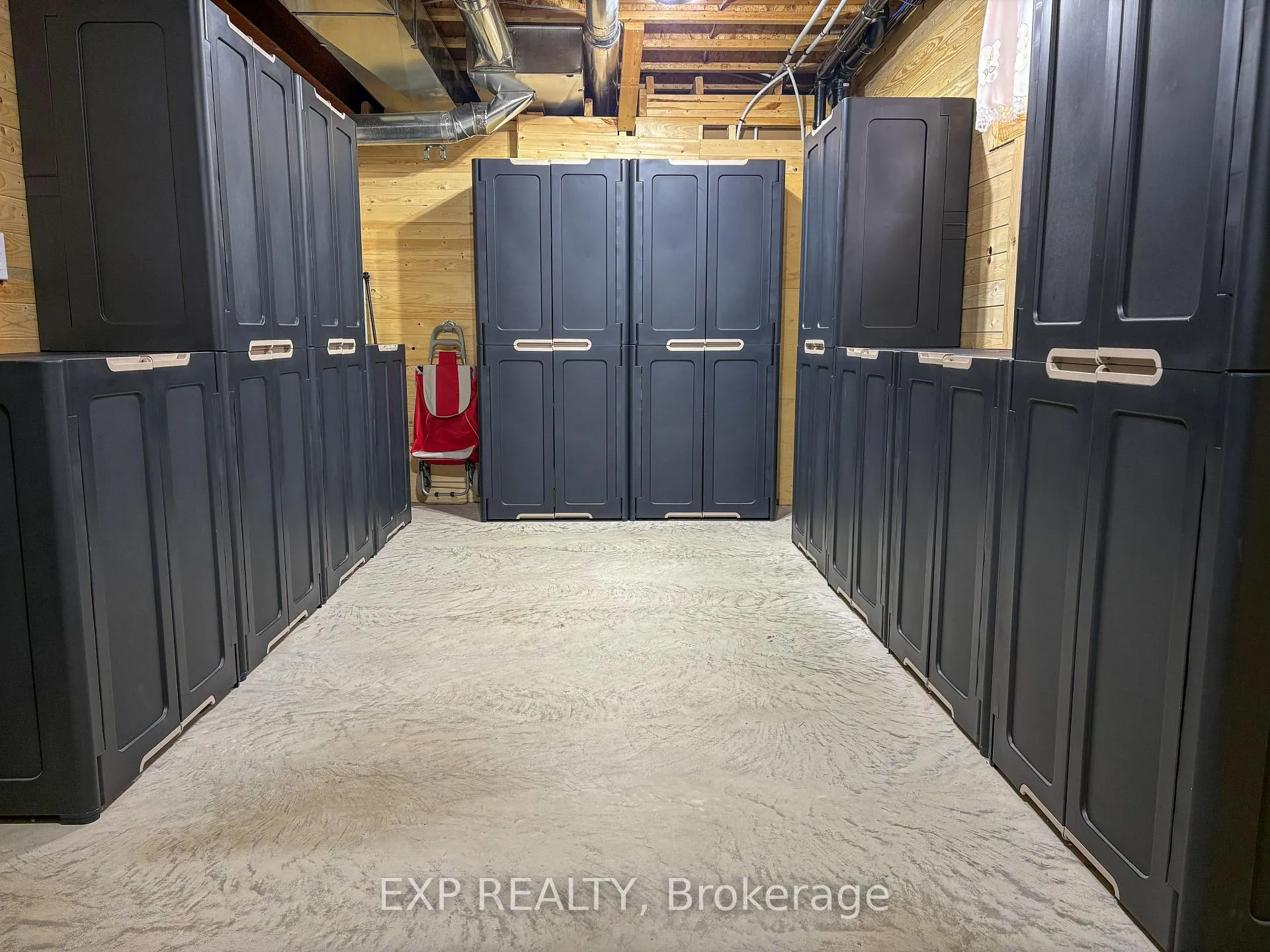 Photo 19 of 182 Elk Street, Renfrew — HOMEH
