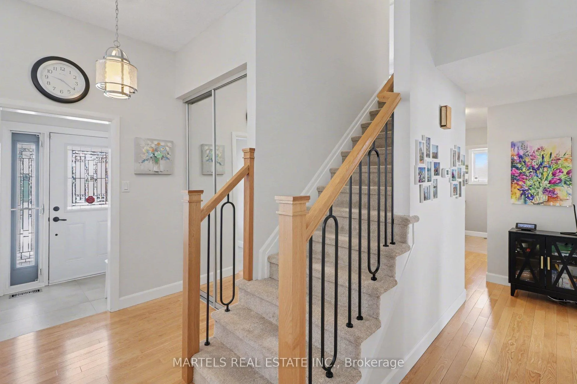Photo 2 of 1149 Beaujolais Crescent, Ottawa, Convent Glen — HOMEH