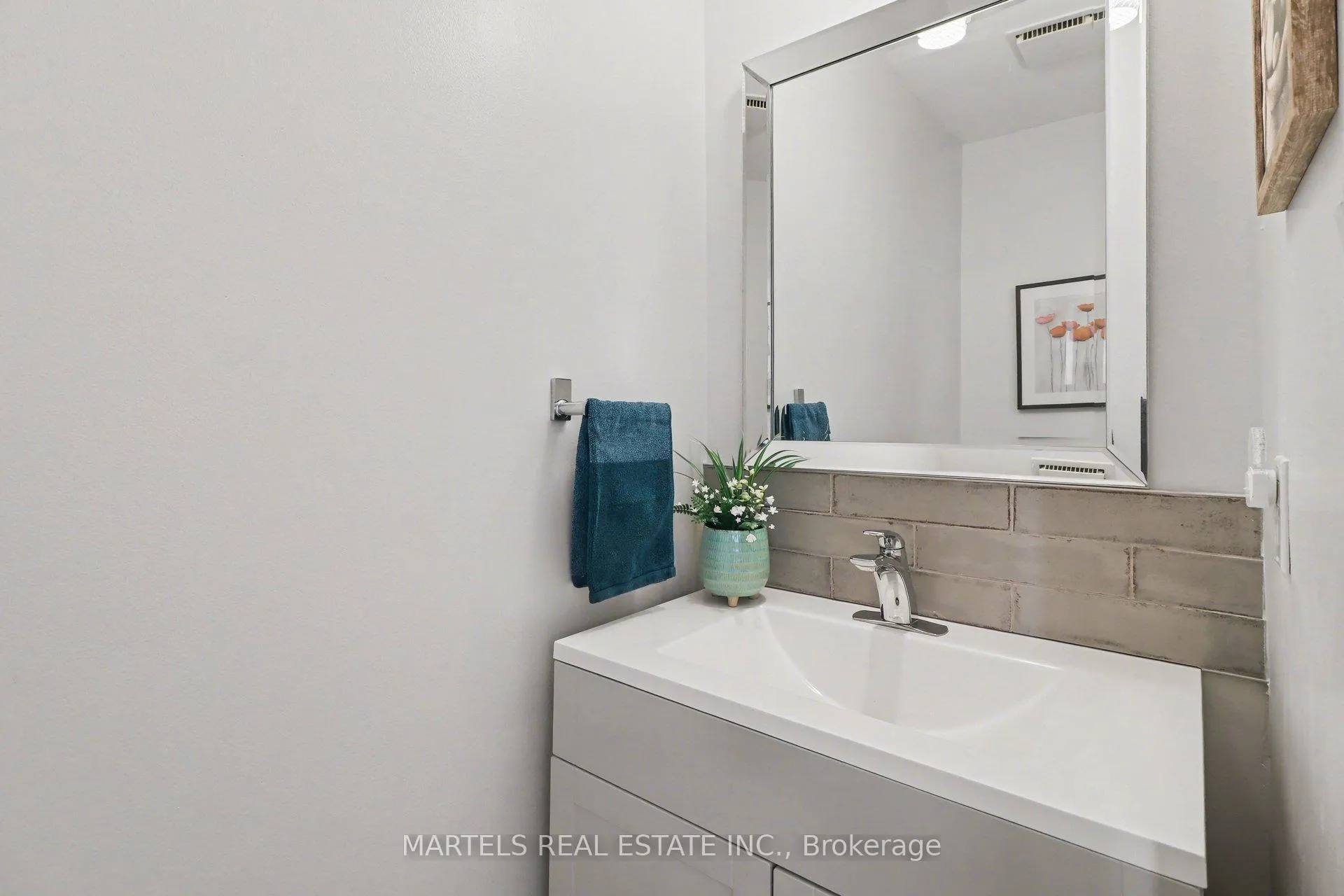 Photo 12 of 1149 Beaujolais Crescent, Ottawa, Convent Glen — HOMEH