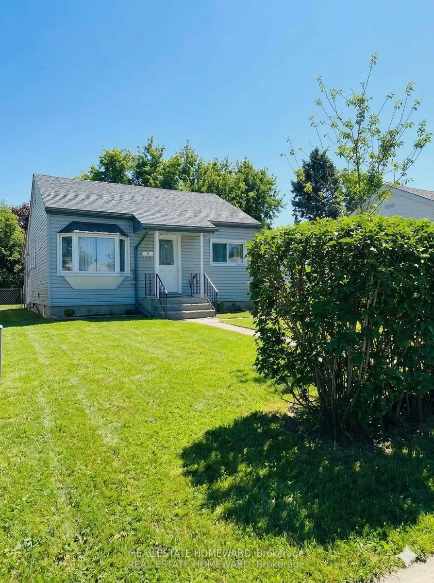 Photo 1 of 13 Pine Street, Ajax, Central — HOMEH