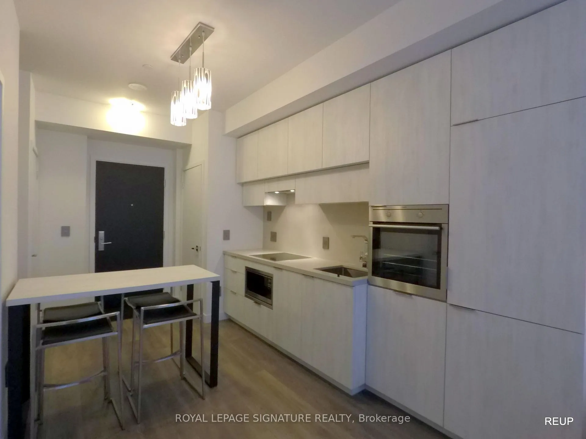 Photo 7 of Unit 2402, 8 Eglinton Avenue E, Toronto, Mount Pleasant West — HOMEH