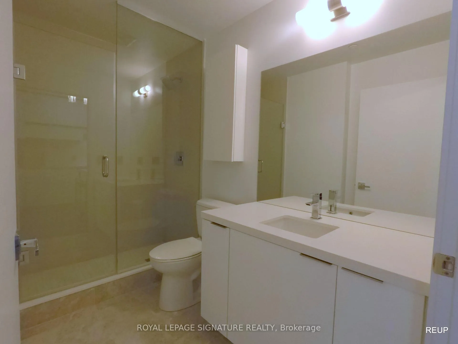 Photo 11 of Unit 2402, 8 Eglinton Avenue E, Toronto, Mount Pleasant West — HOMEH