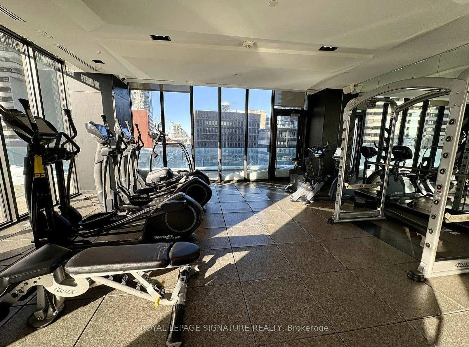 Photo 18 of Unit 2402, 8 Eglinton Avenue E, Toronto, Mount Pleasant West — HOMEH