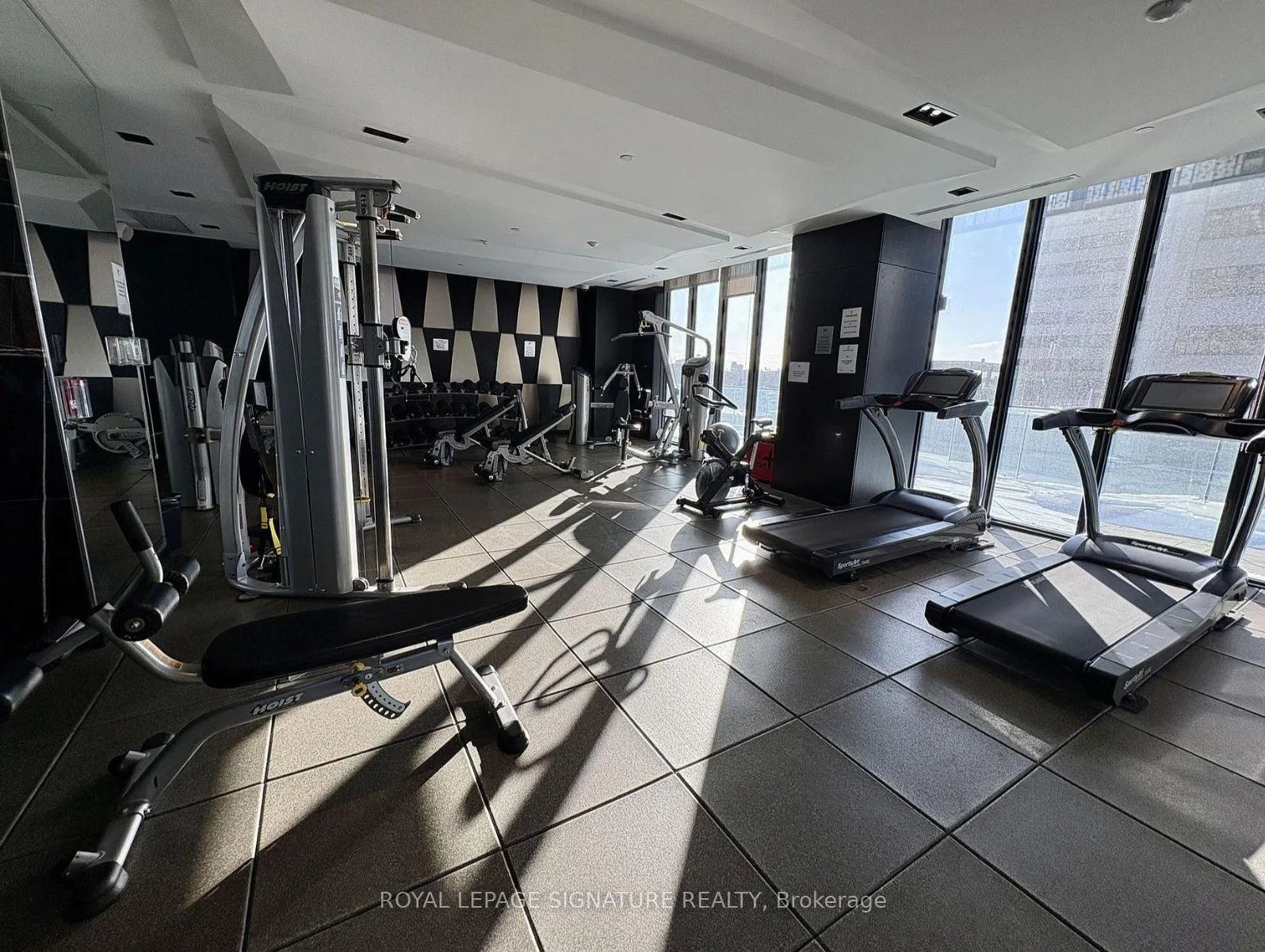 Photo 19 of Unit 2402, 8 Eglinton Avenue E, Toronto, Mount Pleasant West — HOMEH