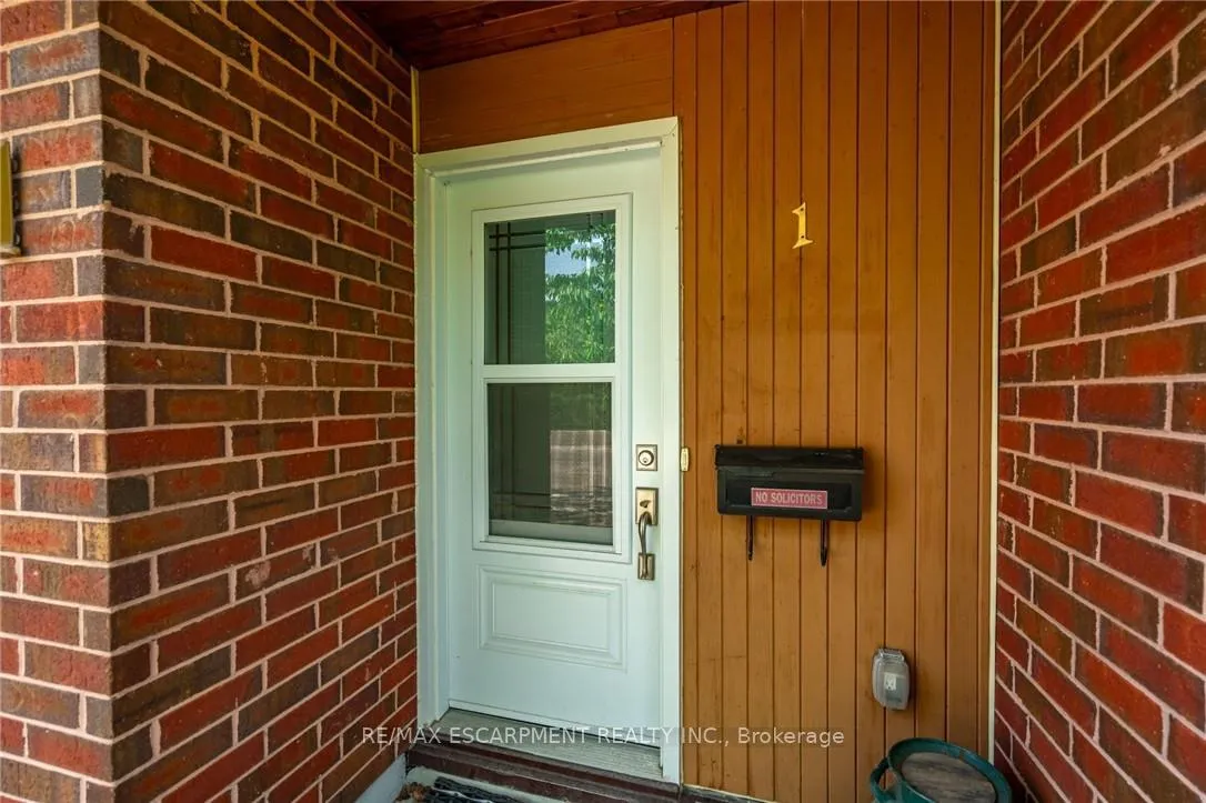 Photo 6 of 1 Archdeacon Clark Trail, Hamilton, Kennedy — HOMEH
