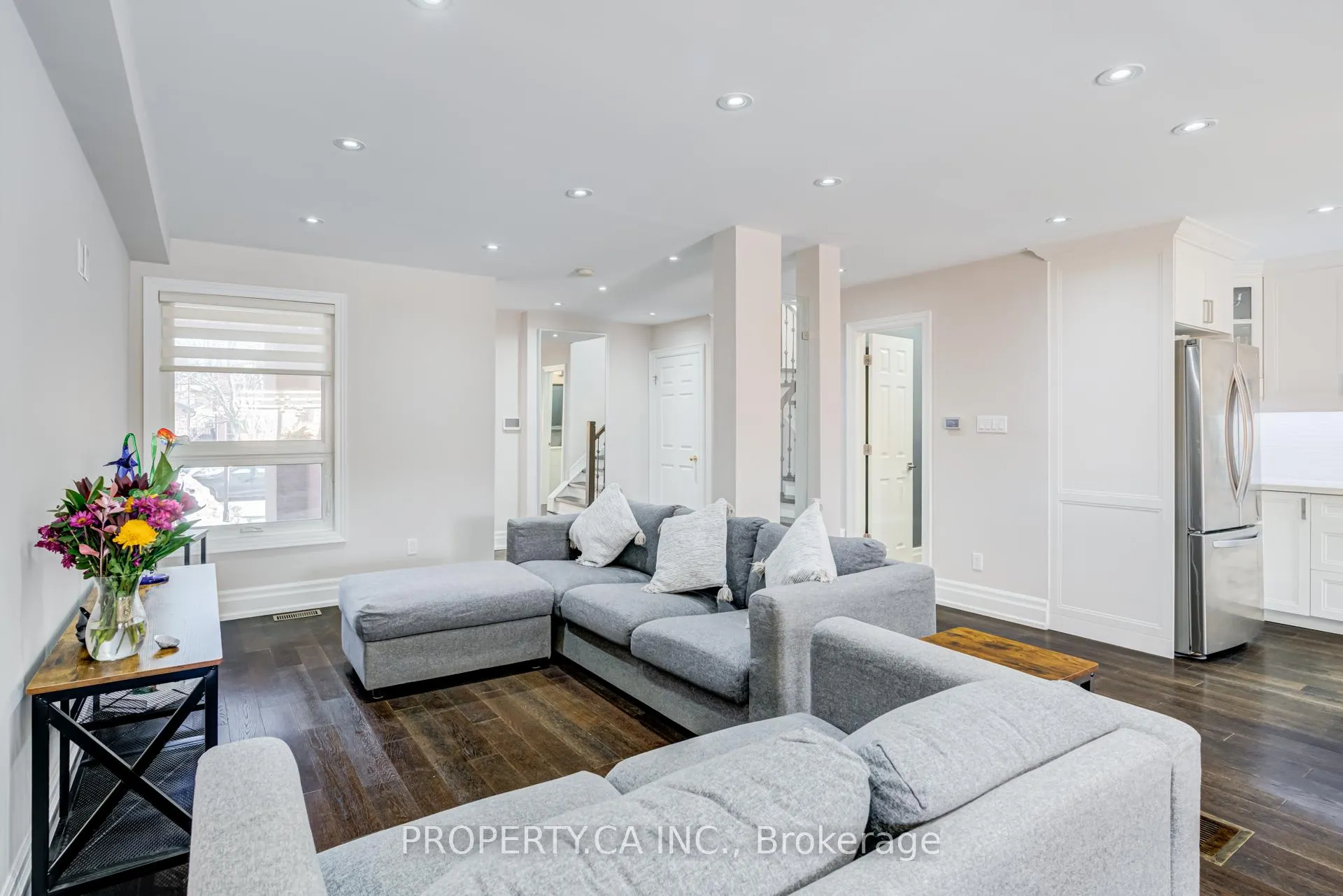 Photo 7 of 150 Brookmill Drive, Vaughan, Brownridge — HOMEH