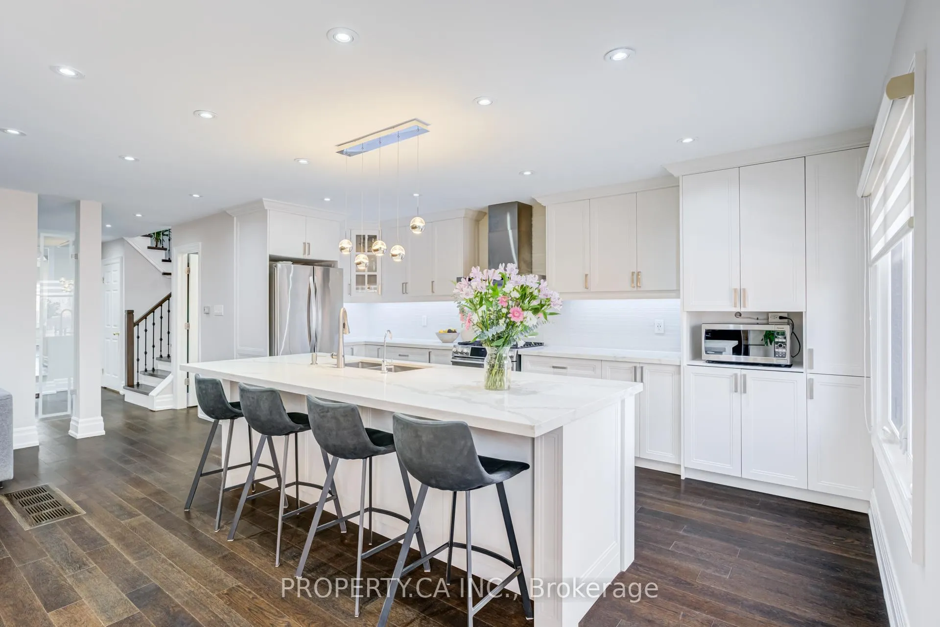 Photo 10 of 150 Brookmill Drive, Vaughan, Brownridge — HOMEH