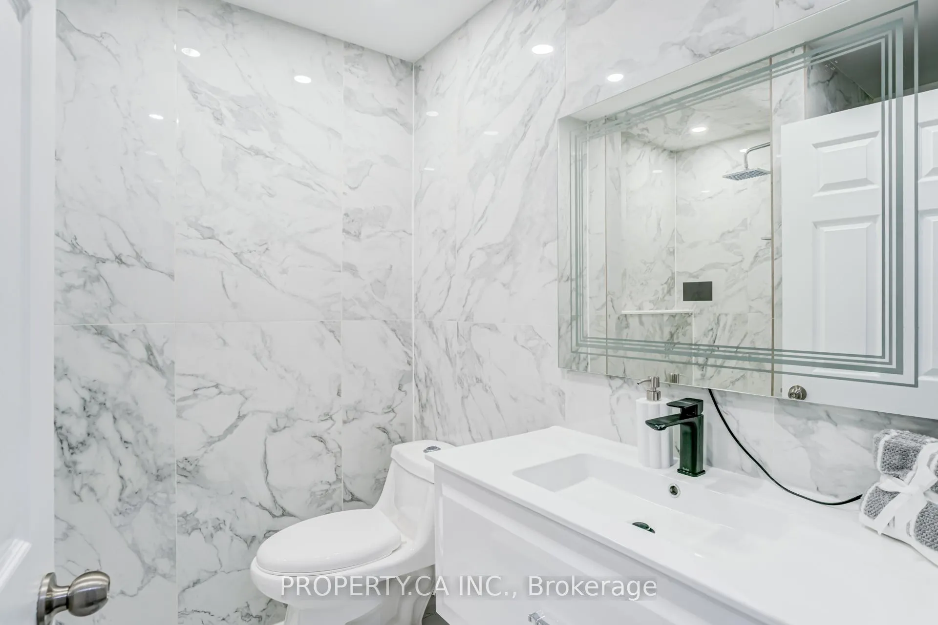 Photo 35 of 150 Brookmill Drive, Vaughan, Brownridge — HOMEH