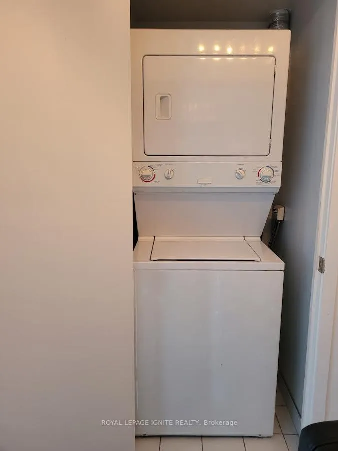 Photo 10 of Unit 4309, 25 Telegram Mews, Toronto, Waterfront Communities — HOMEH