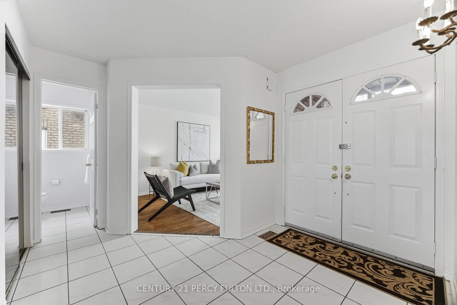 Photo 2 of 1581 Oakburn Street, Pickering, Highbush — HOMEH
