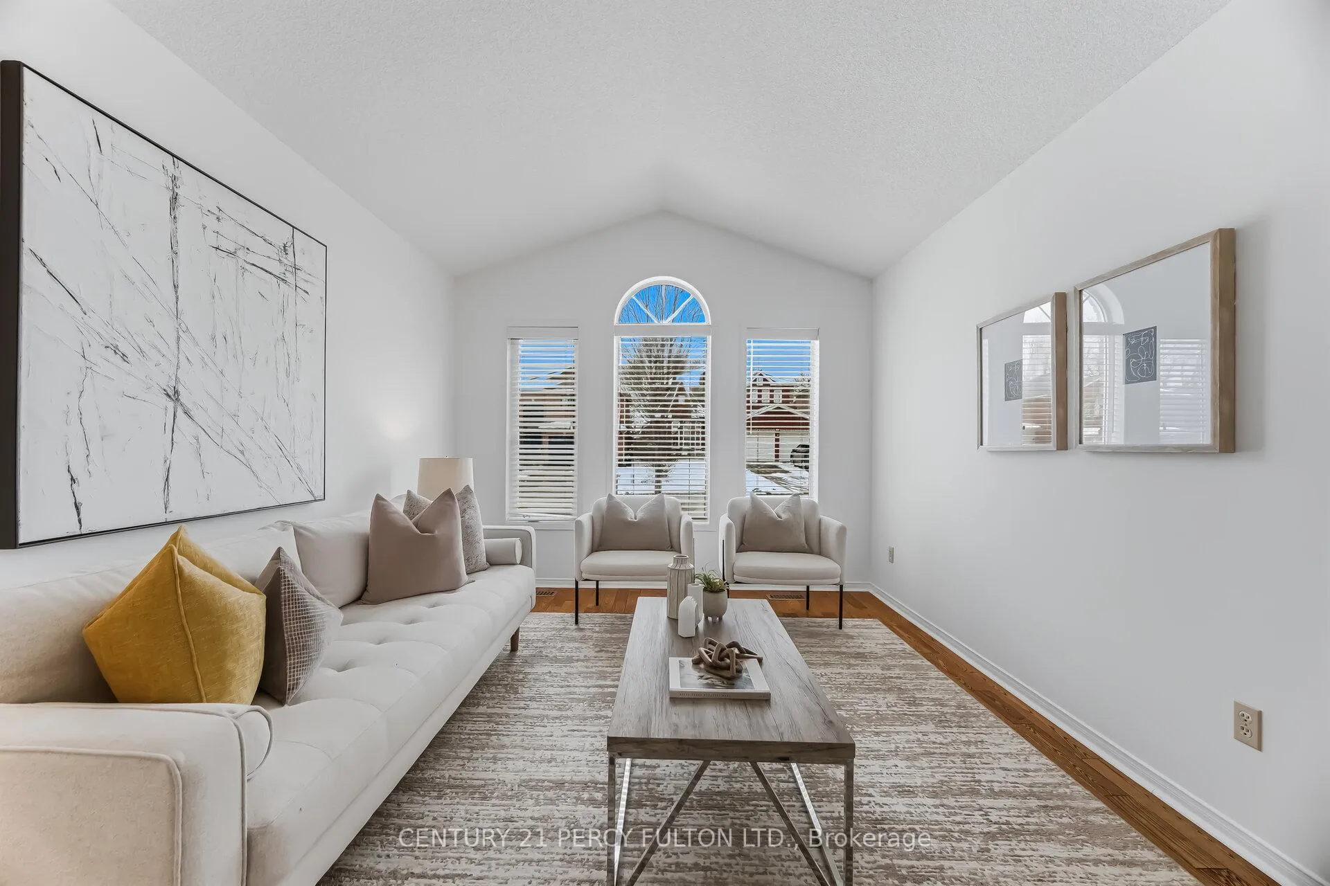 Photo 7 of 1581 Oakburn Street, Pickering, Highbush — HOMEH